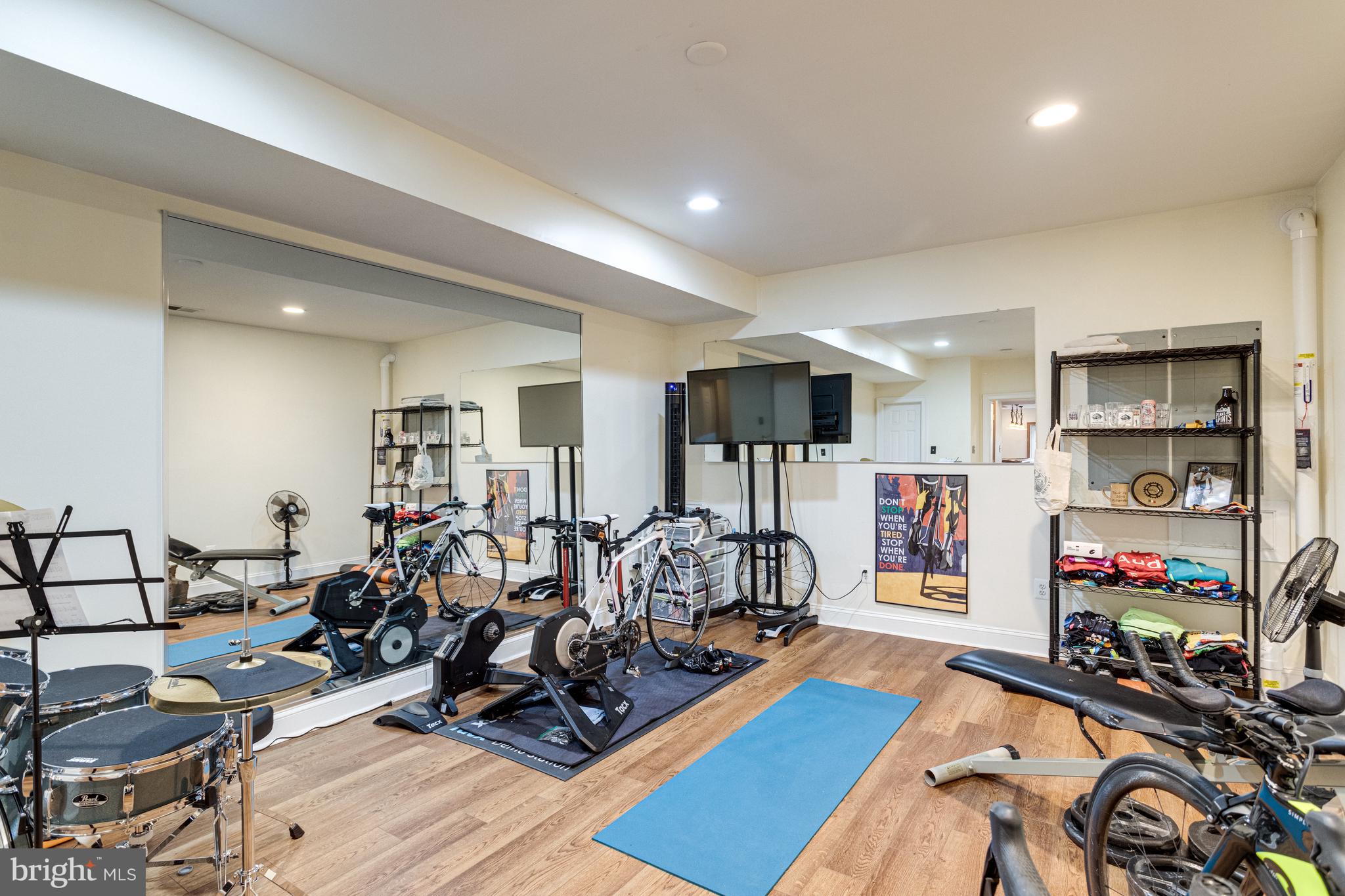 SENECA KNOLL - Residential