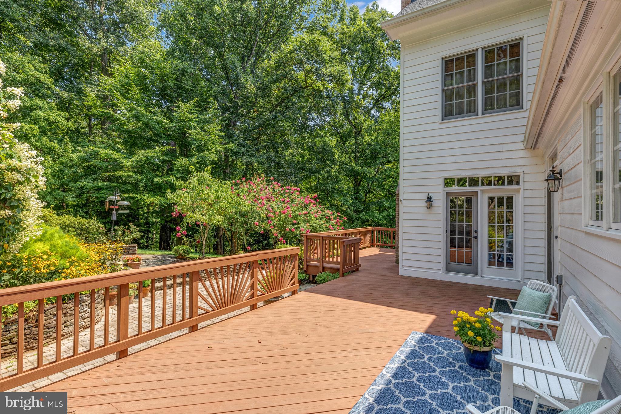 SENECA KNOLL - Residential