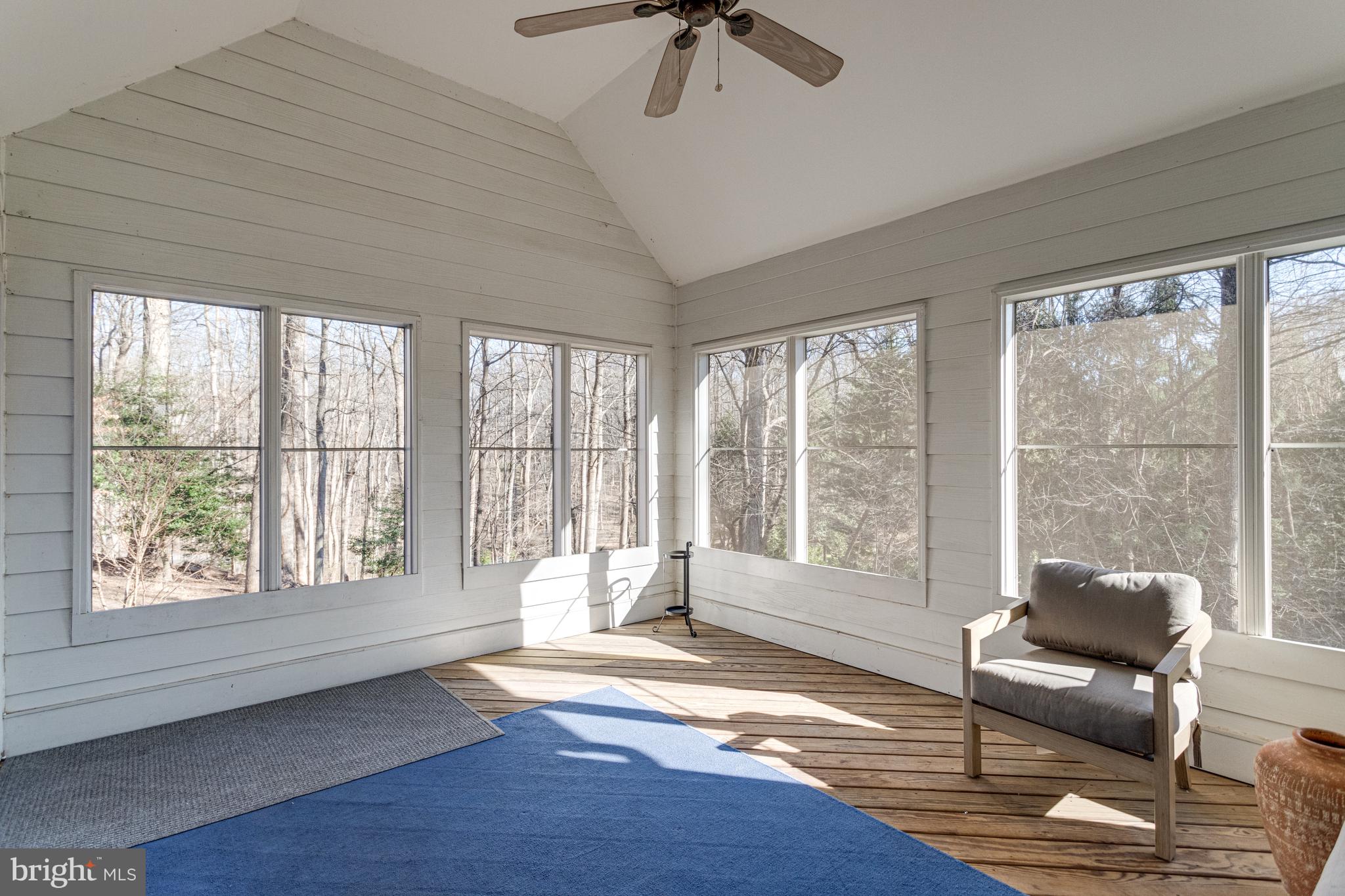 SENECA KNOLL - Residential