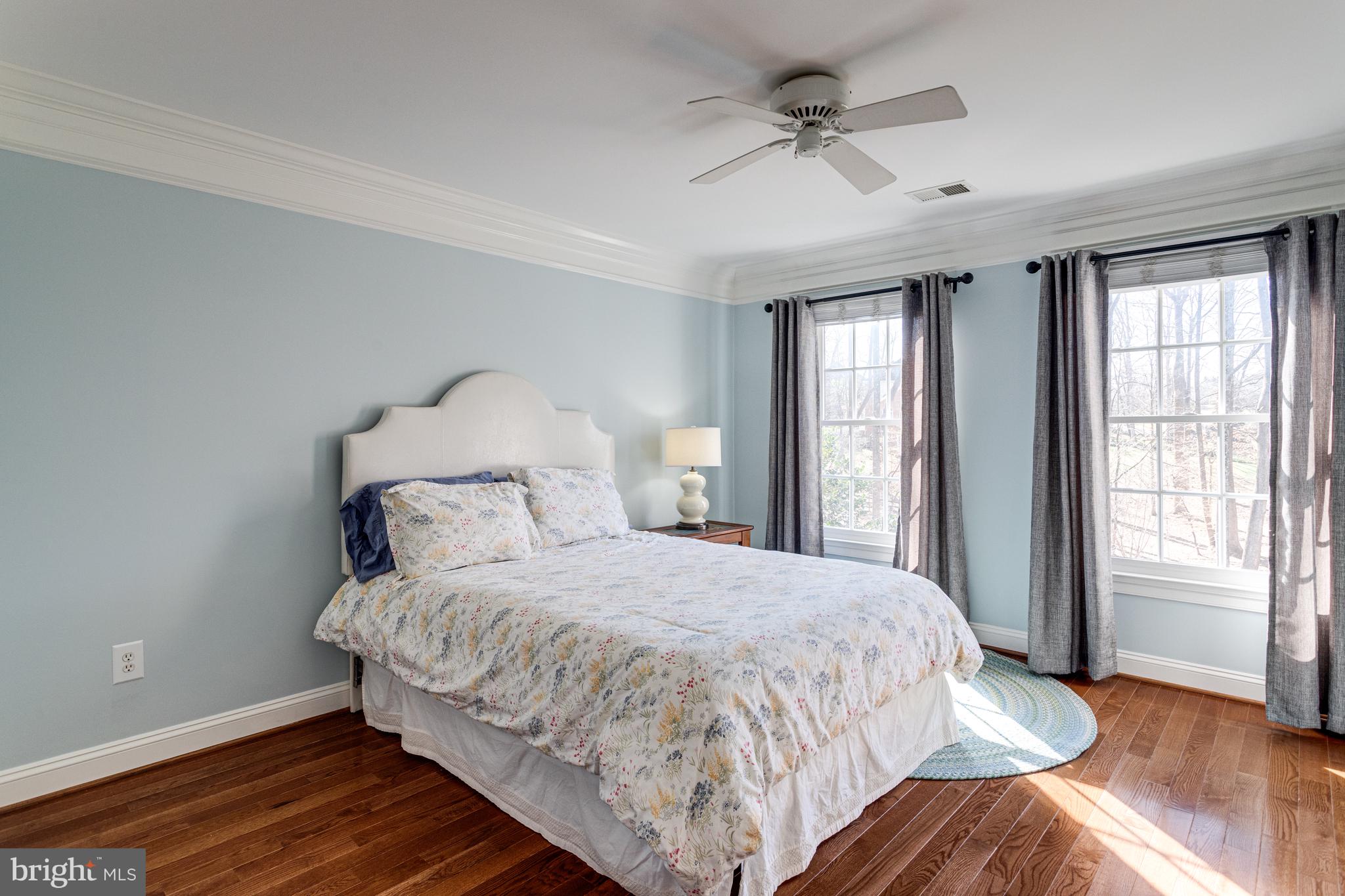 SENECA KNOLL - Residential