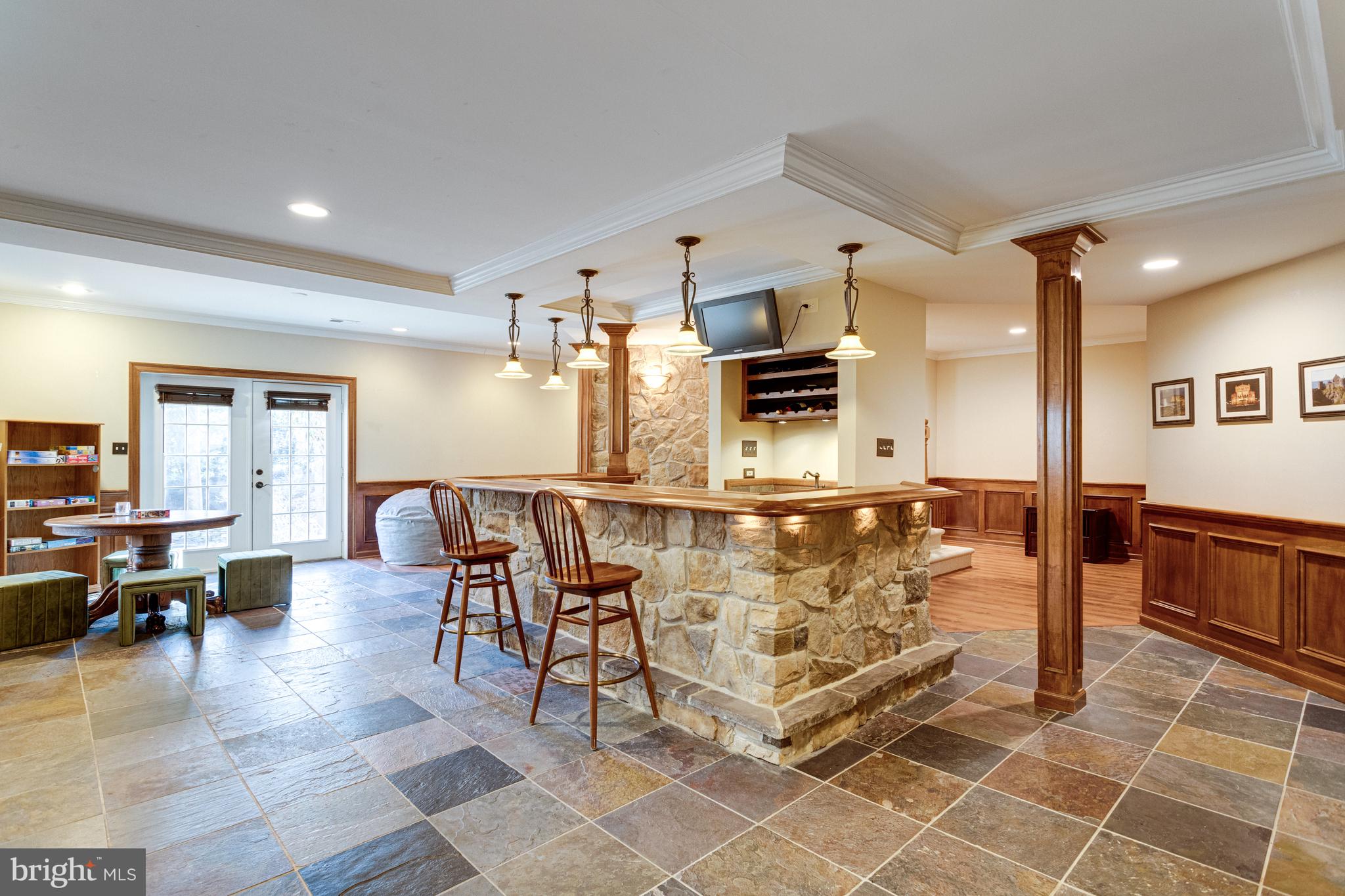 SENECA KNOLL - Residential