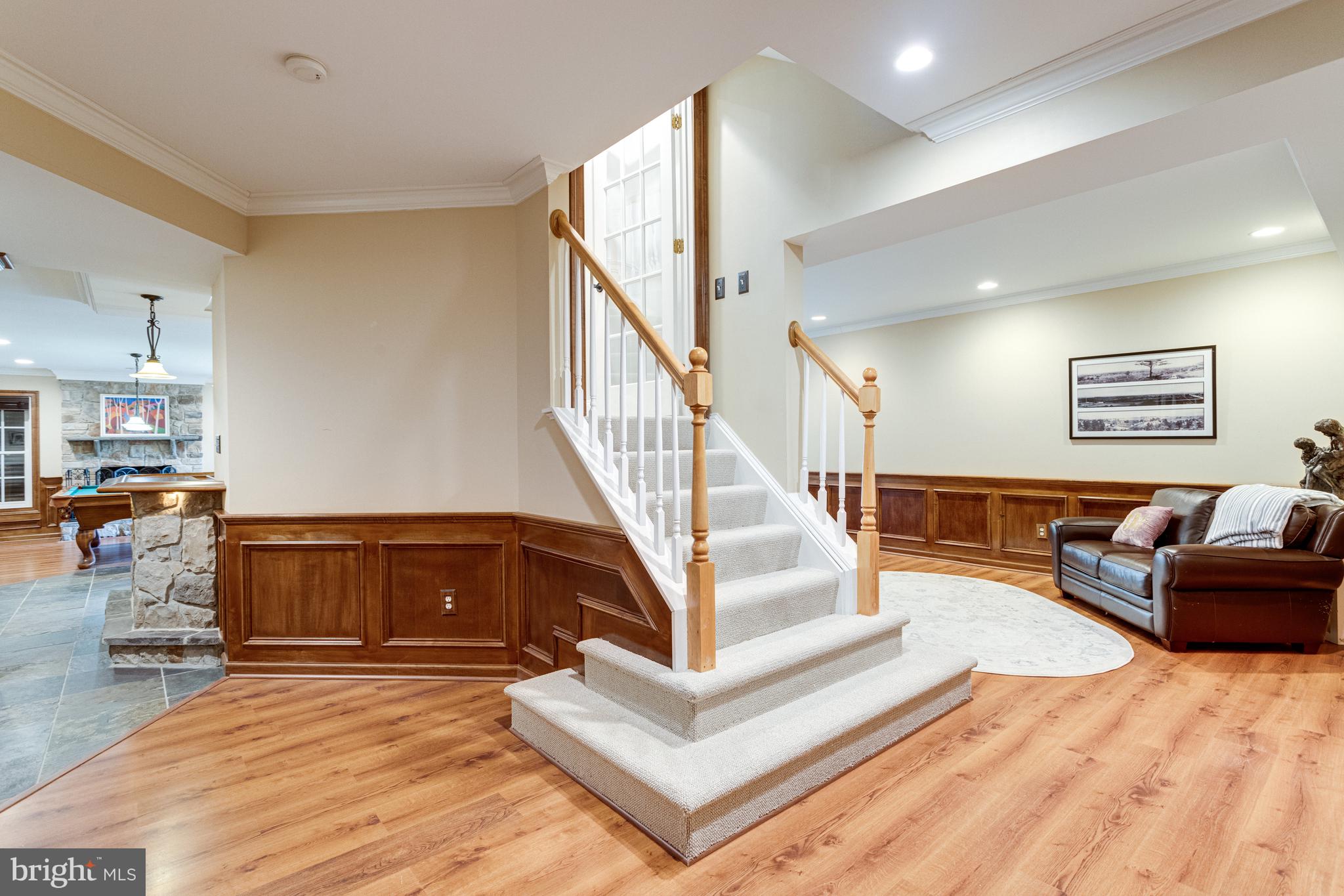 SENECA KNOLL - Residential