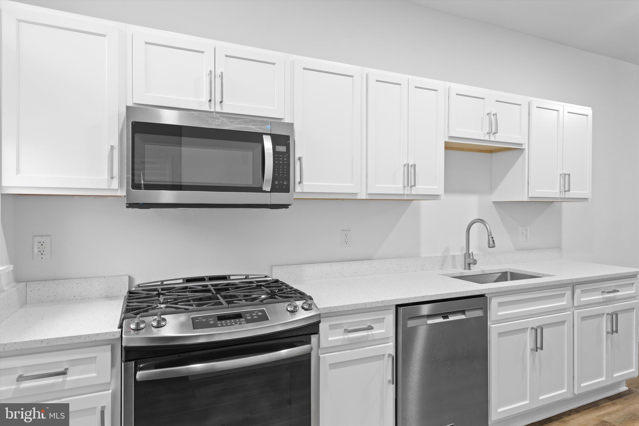PENN NORTH - Residential Lease
