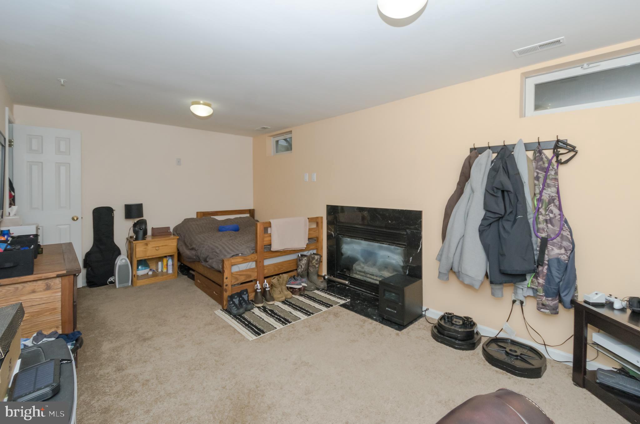 OWINGS CHOICE - Residential Lease