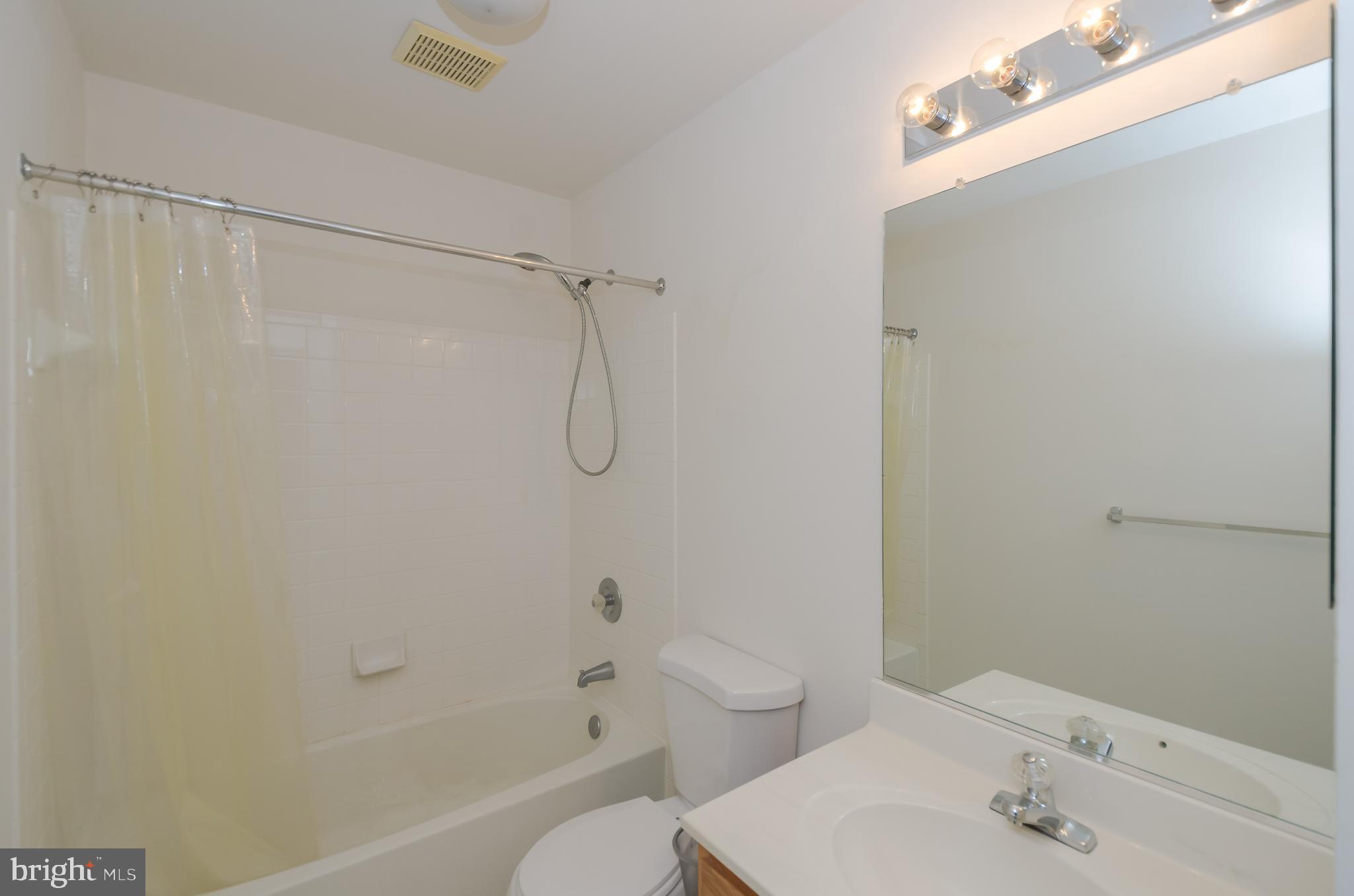 OWINGS CHOICE - Residential Lease