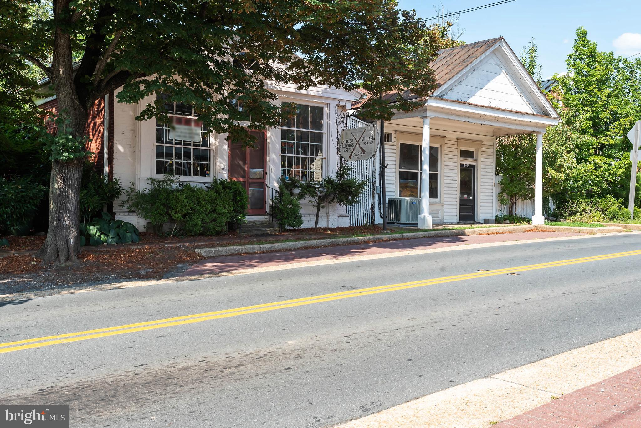 BROOKS CLUSTER - Residential