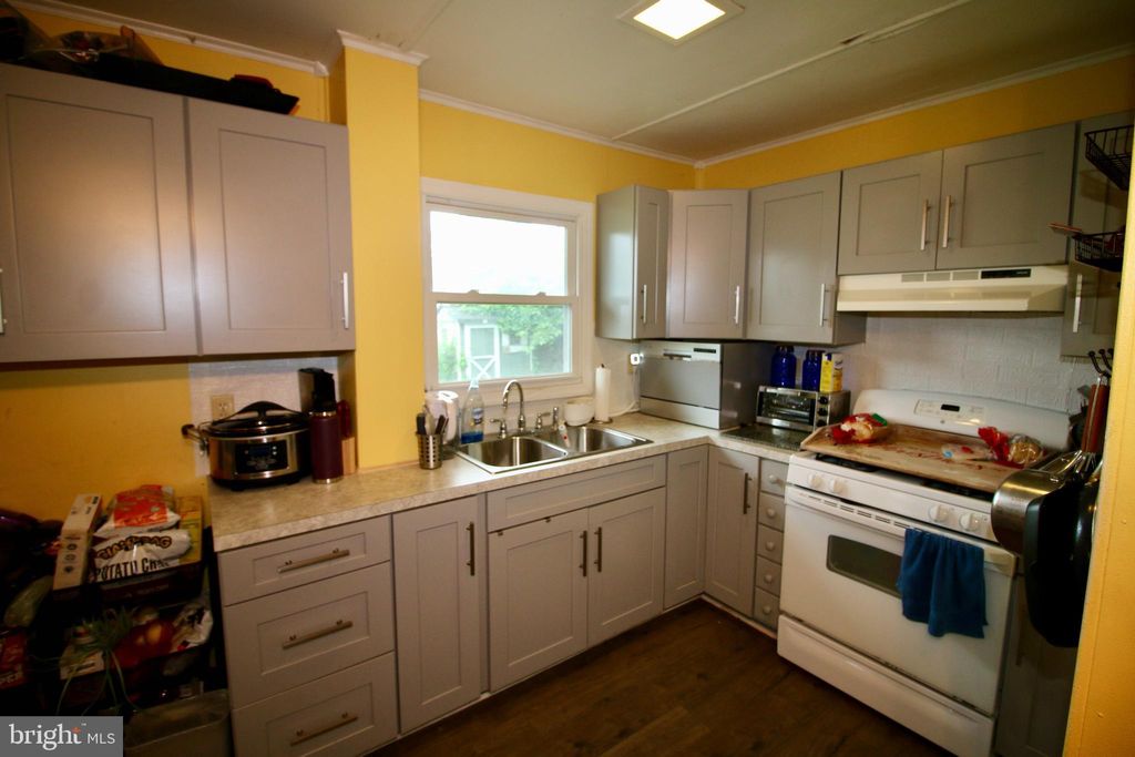 Photo of 1921 WABANK RD, LANCASTER, PA 17603 (MLS # PALA2036960)