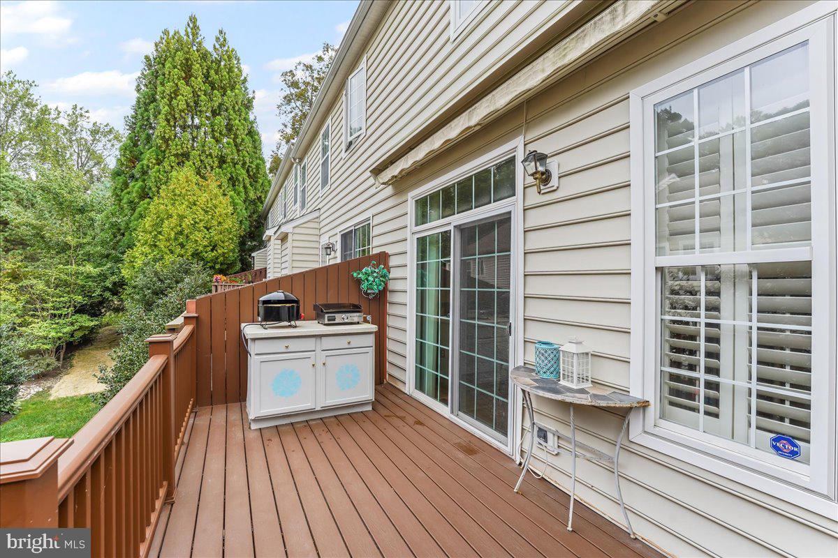 LONGWOOD VILLAGE - Residential