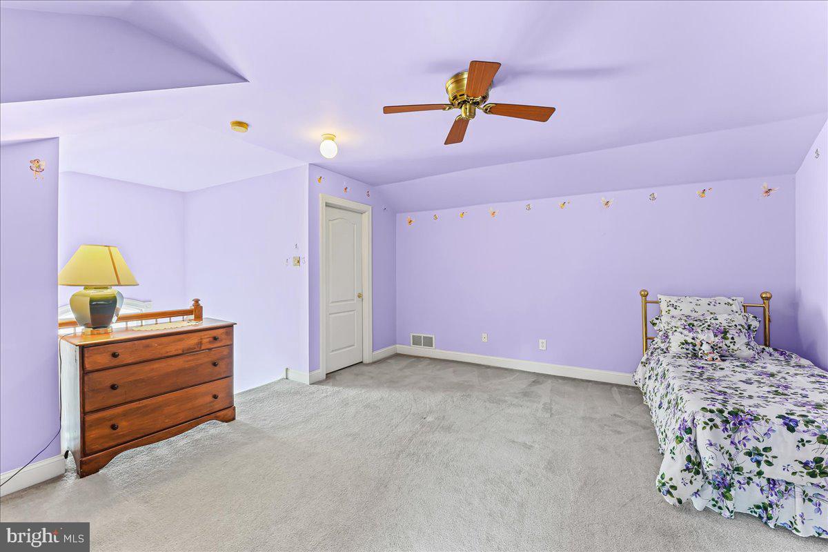 LONGWOOD VILLAGE - Residential