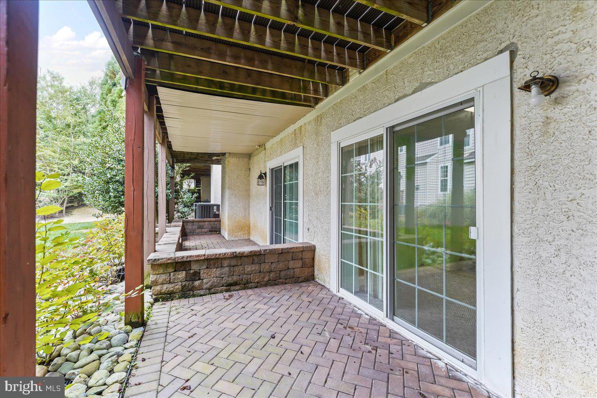 LONGWOOD VILLAGE - Residential