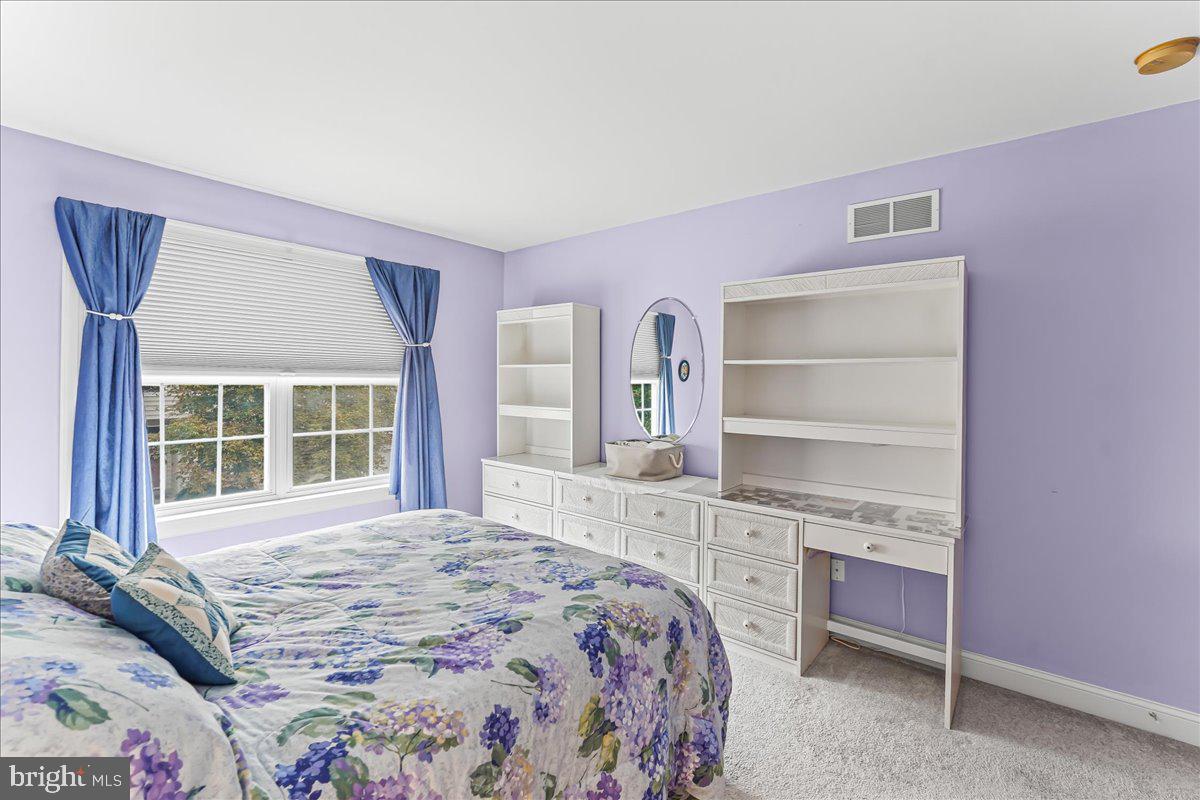 LONGWOOD VILLAGE - Residential