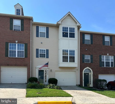Photo of 545 Sparkleberry Terrace NE, LEESBURG, VA 20176 (MLS # VALO2135370)