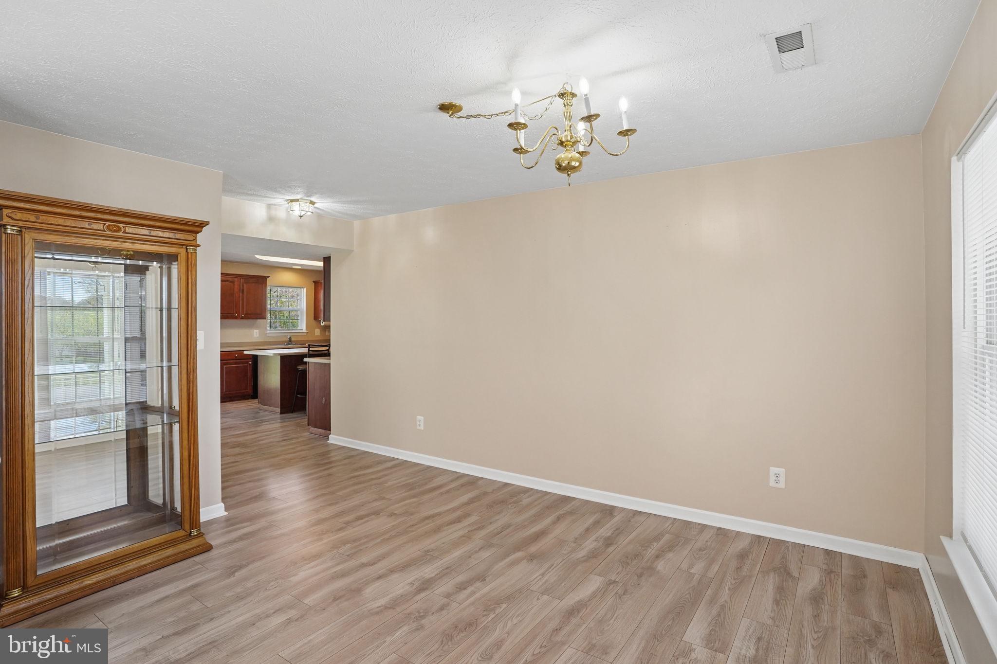 CATTAIL COMMONS - Residential