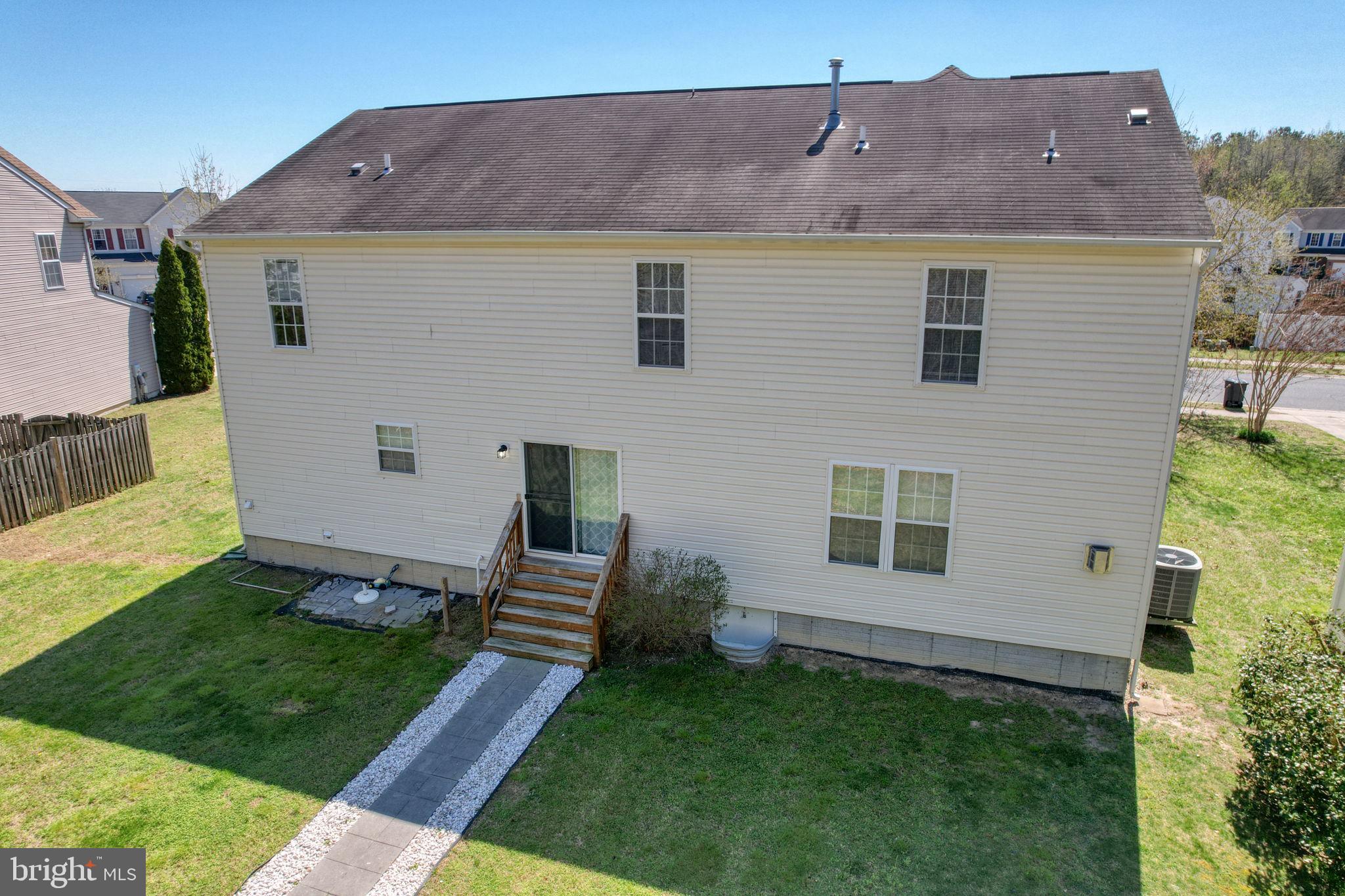 CATTAIL COMMONS - Residential