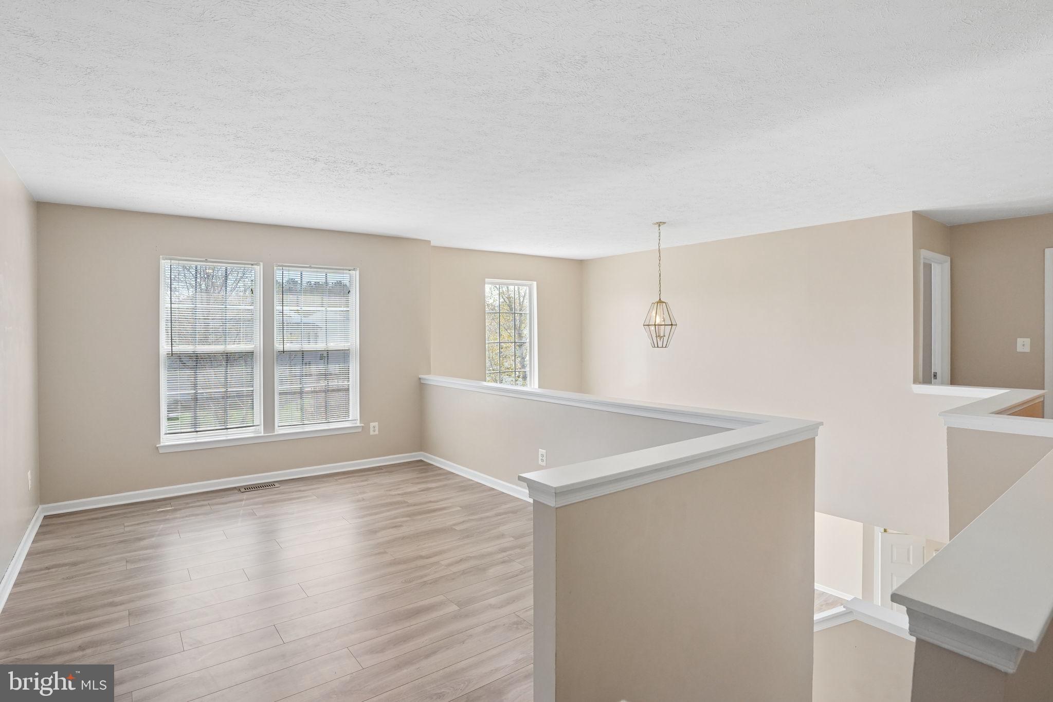 CATTAIL COMMONS - Residential