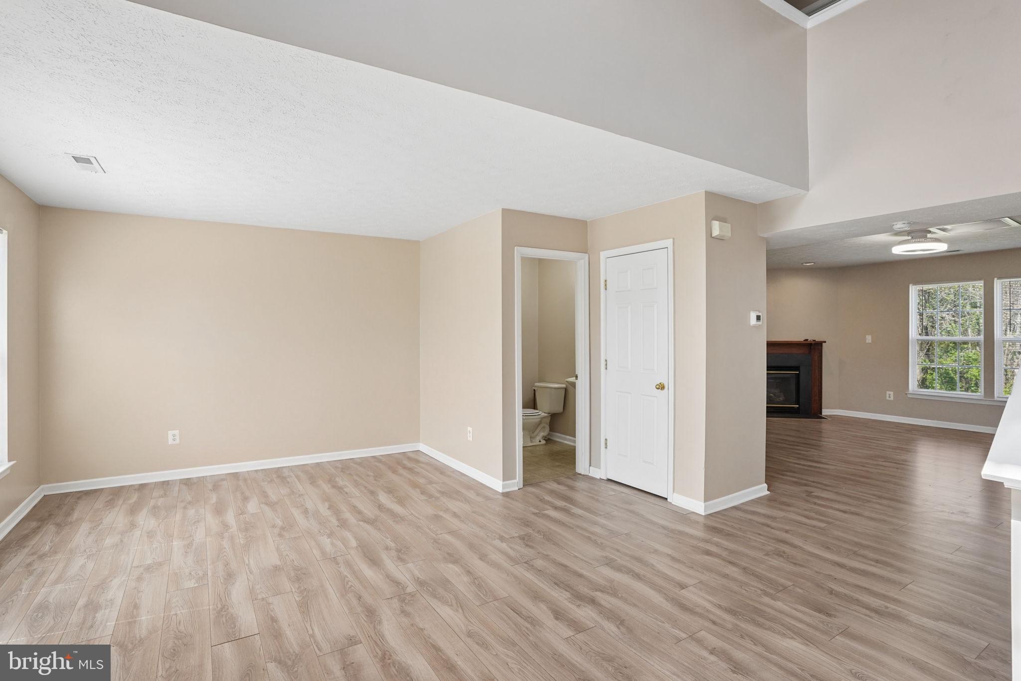 CATTAIL COMMONS - Residential