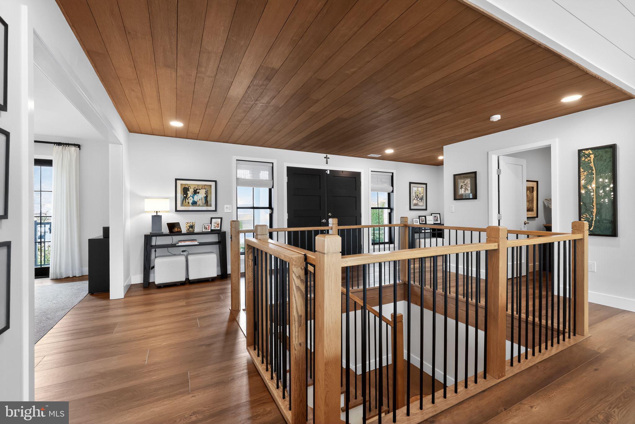 EDGEWOOD PARK - Residential