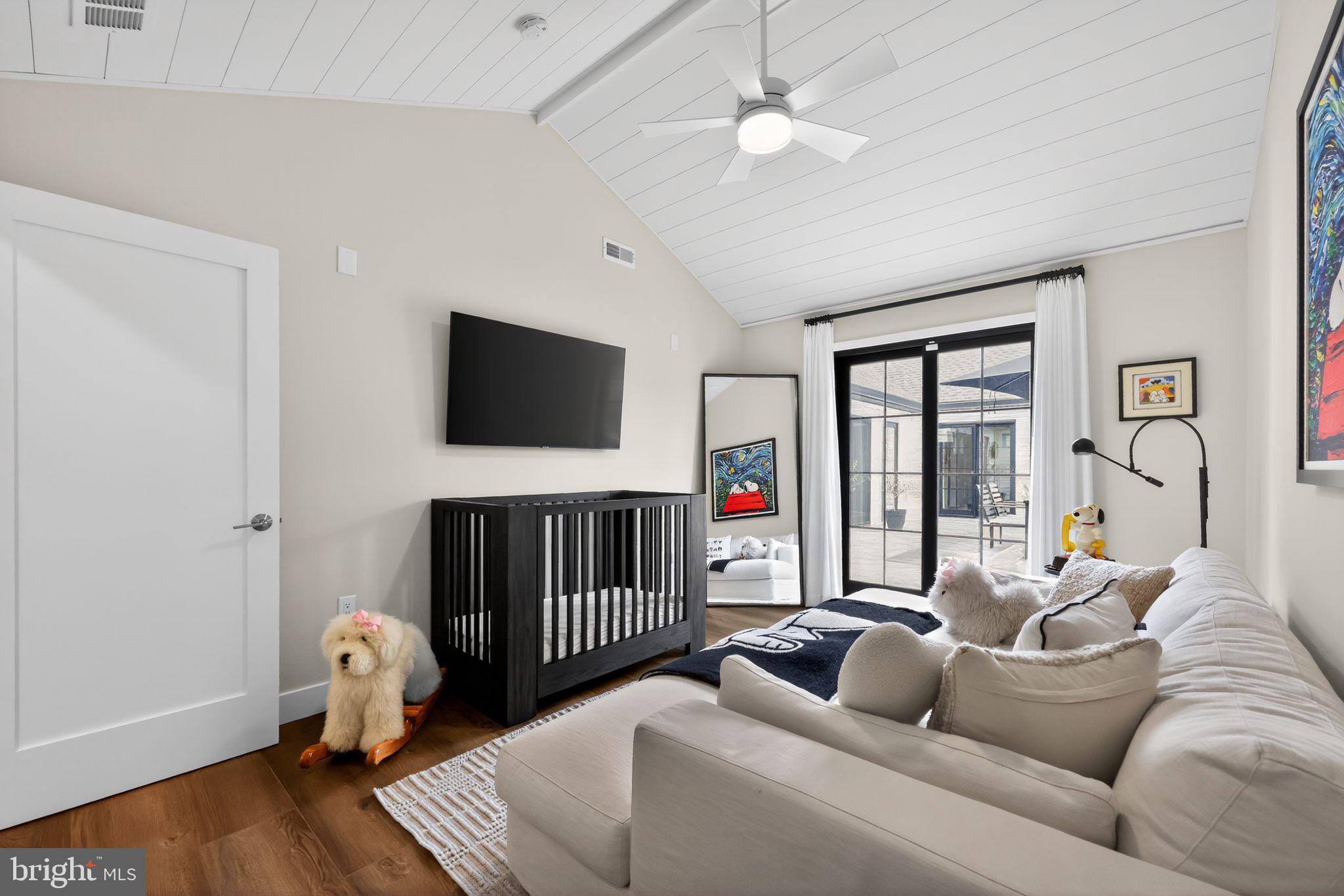 EDGEWOOD PARK - Residential