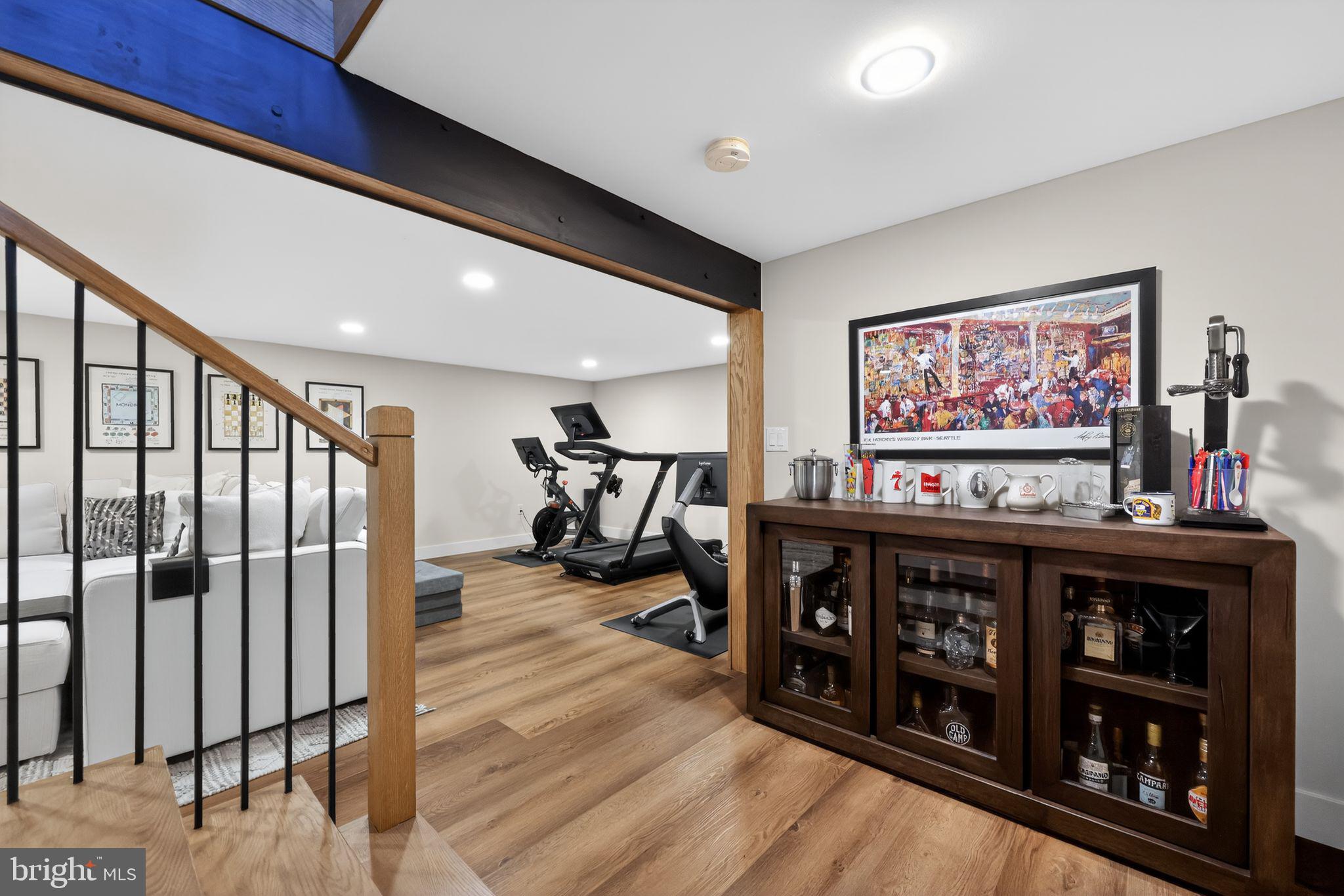 EDGEWOOD PARK - Residential