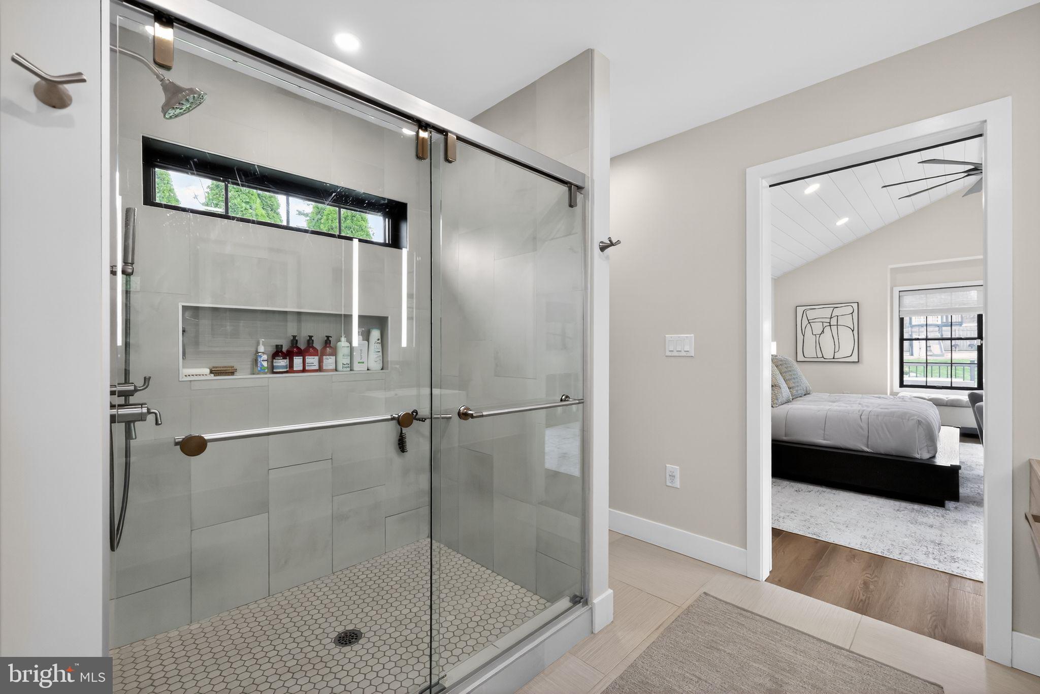 EDGEWOOD PARK - Residential