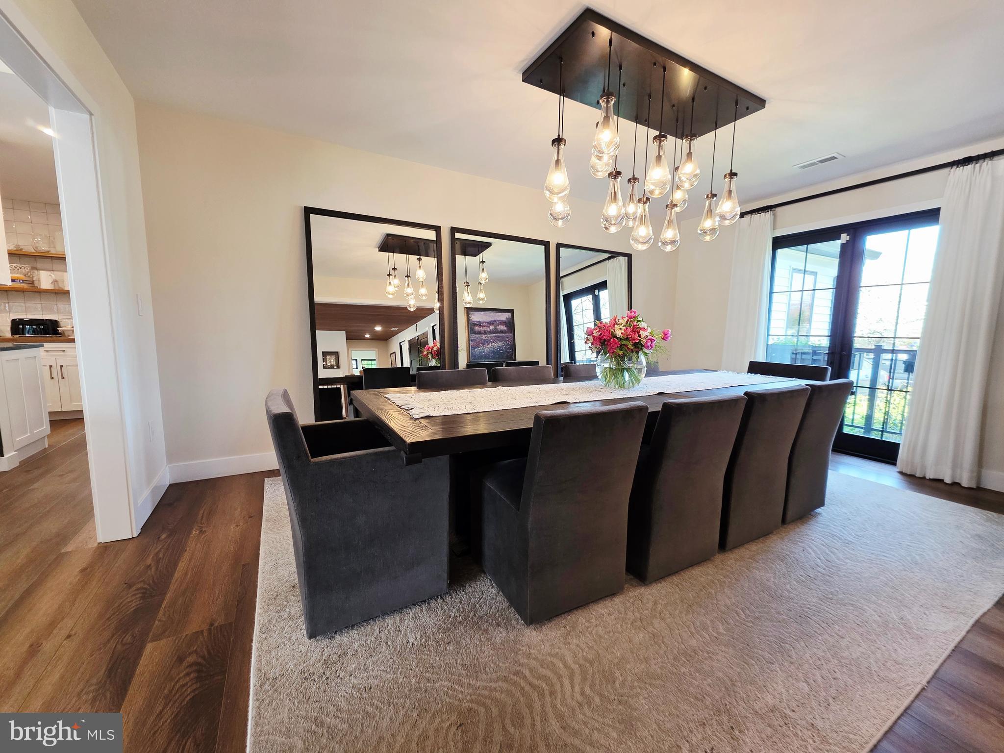 EDGEWOOD PARK - Residential