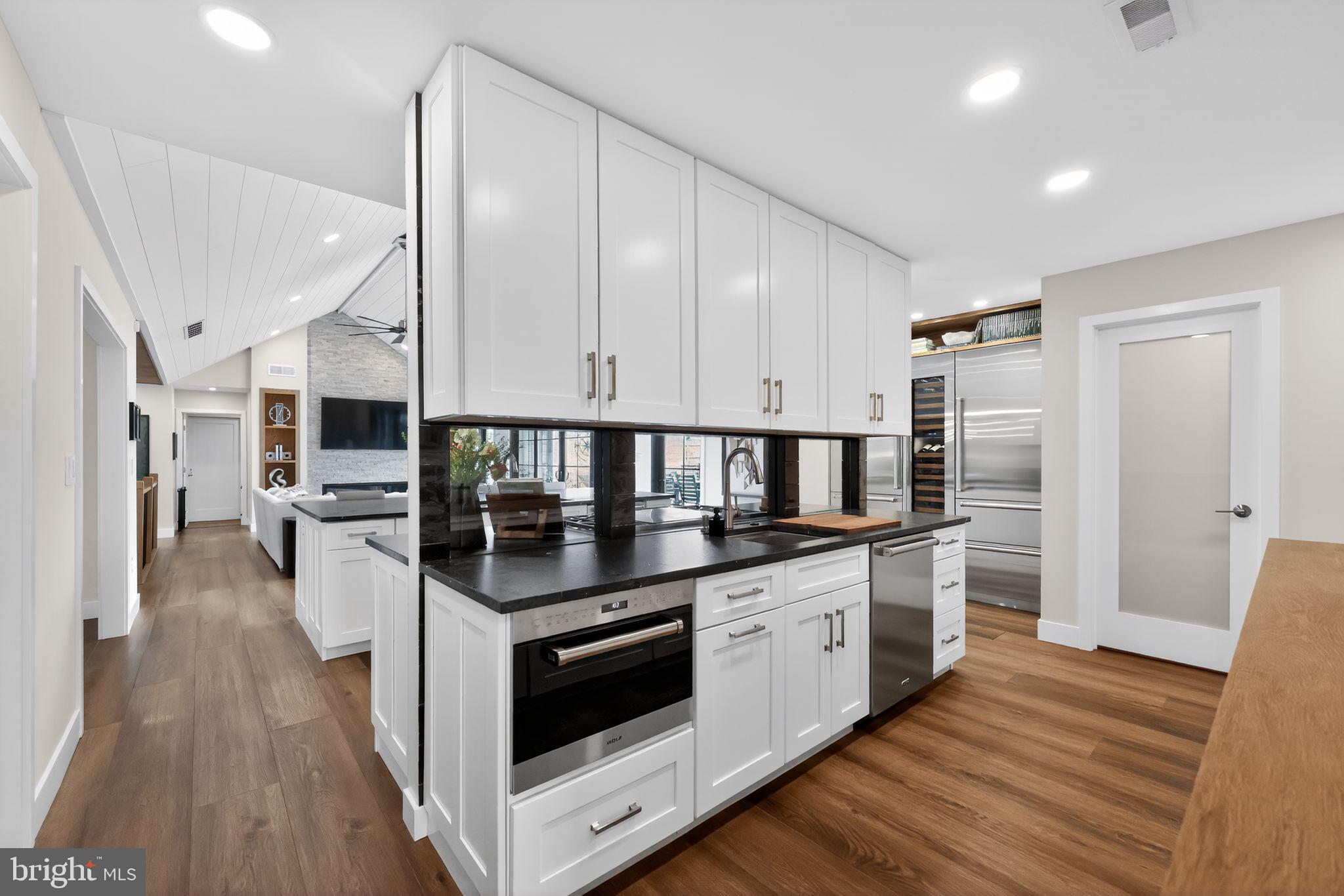 EDGEWOOD PARK - Residential