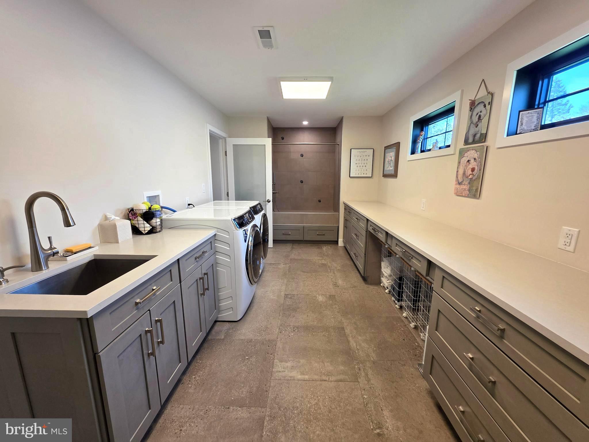 EDGEWOOD PARK - Residential