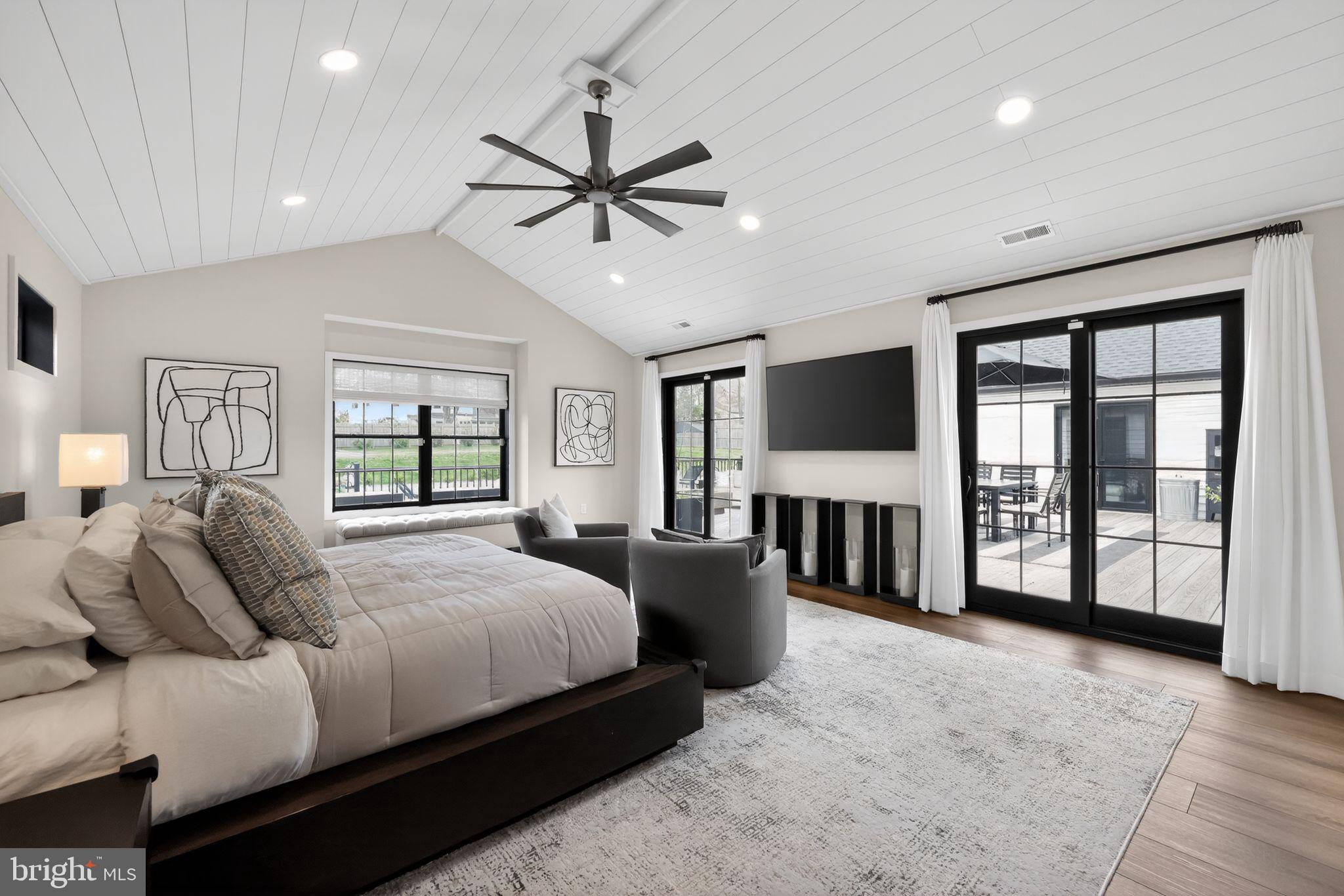 EDGEWOOD PARK - Residential