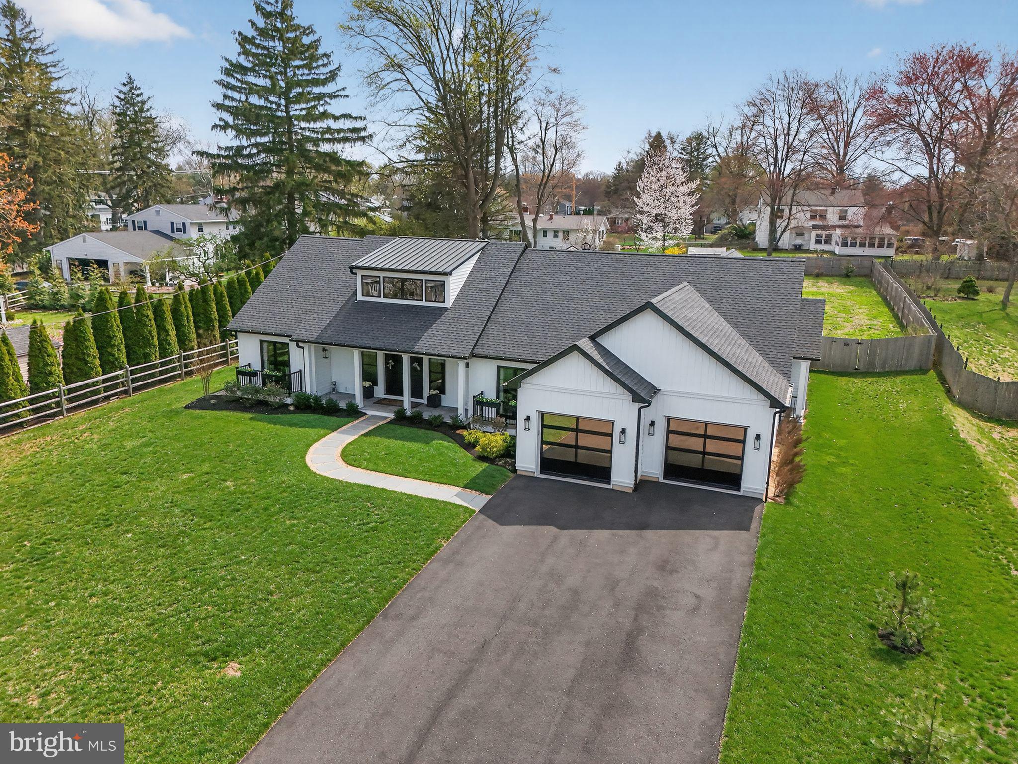 EDGEWOOD PARK - Residential