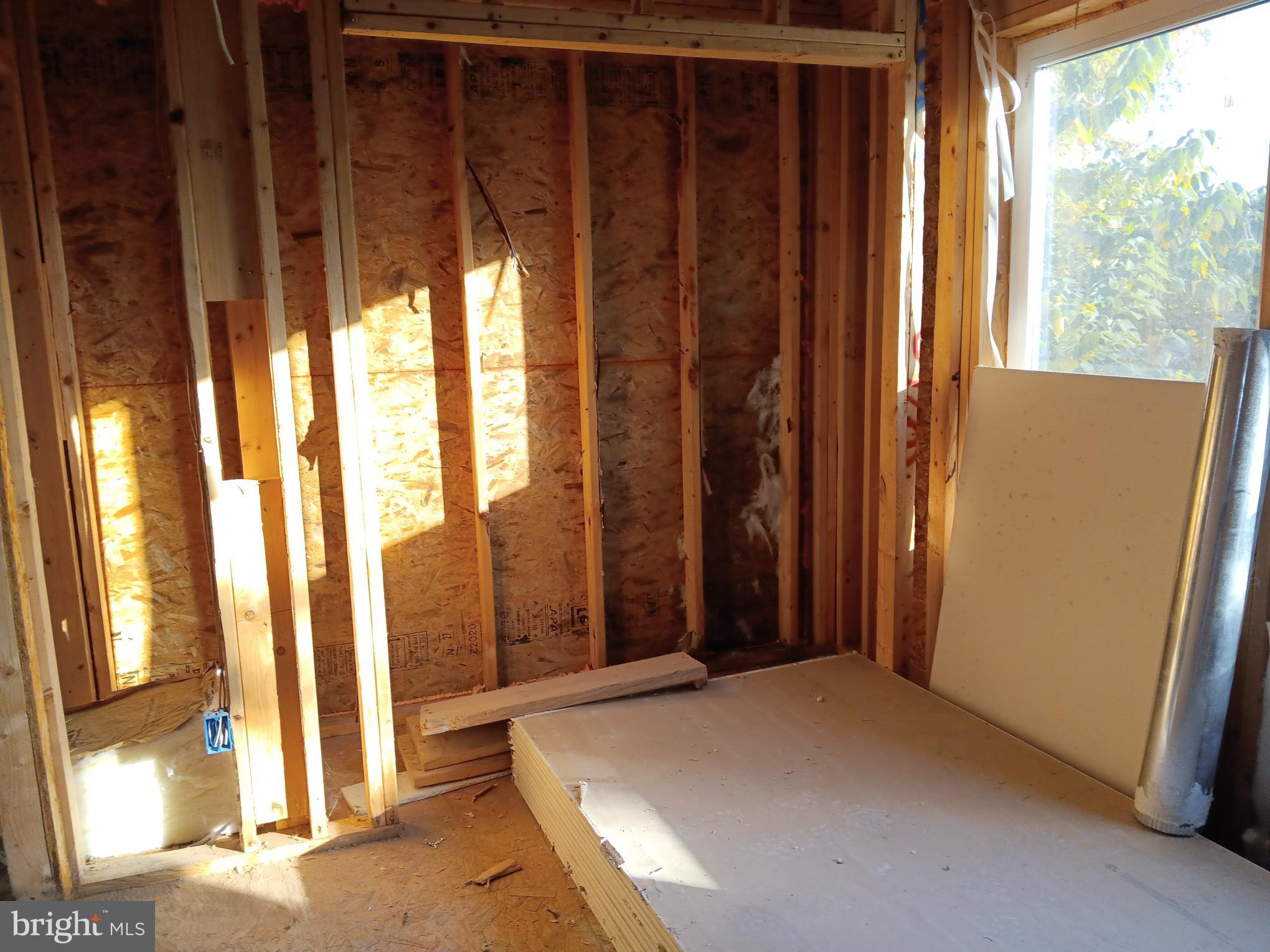 BELMONT - Residential