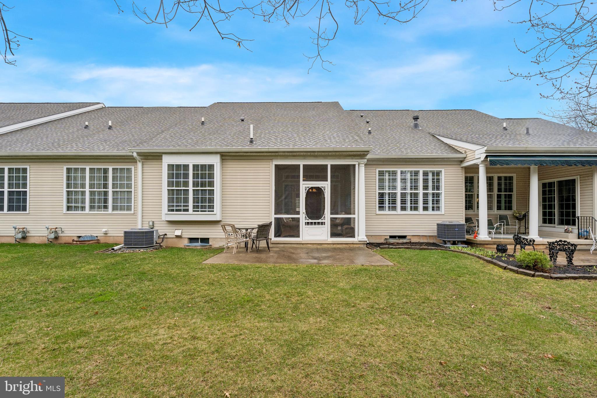 COURTYARDS - Residential