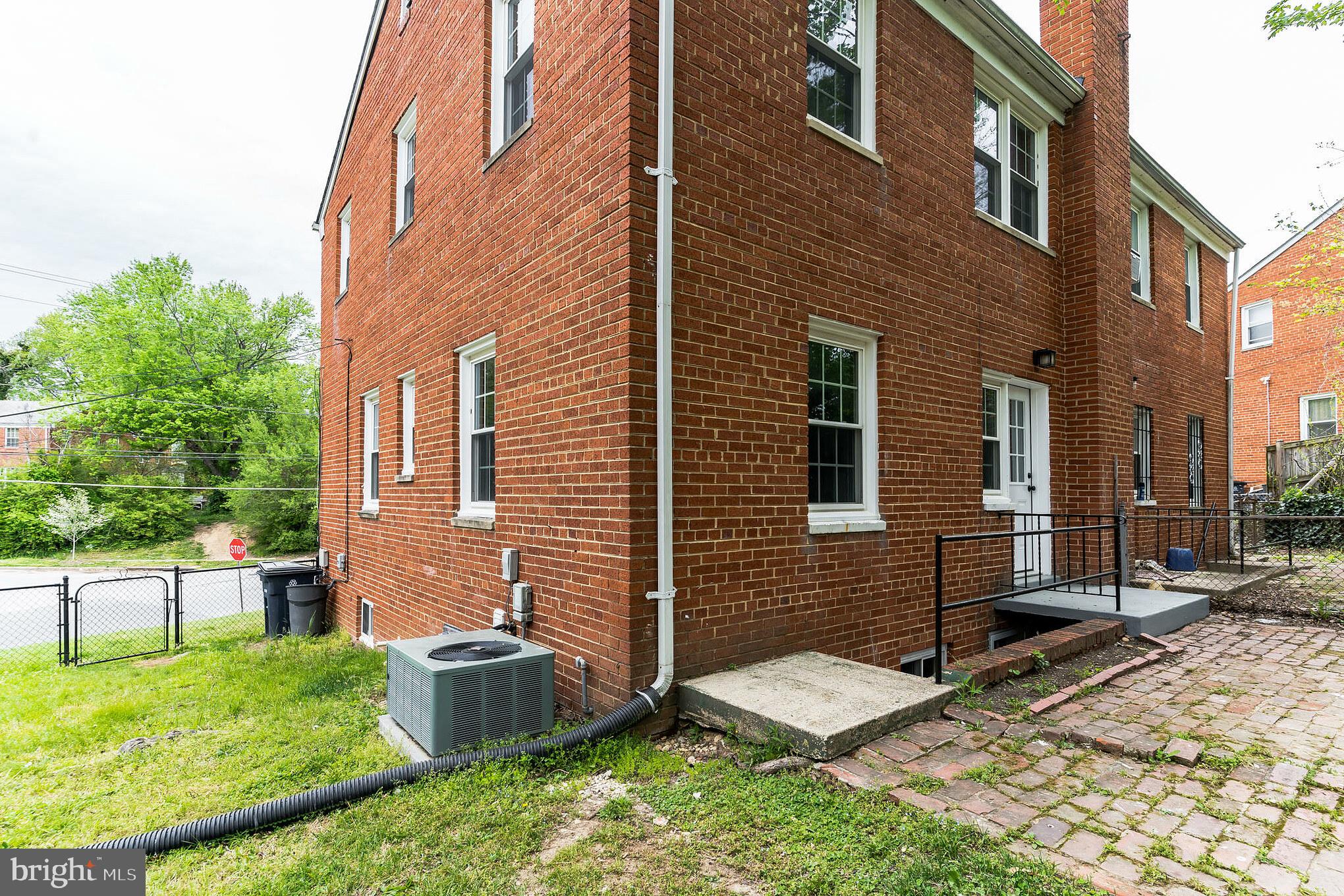 HILLCREST HEIGHTS - Residential