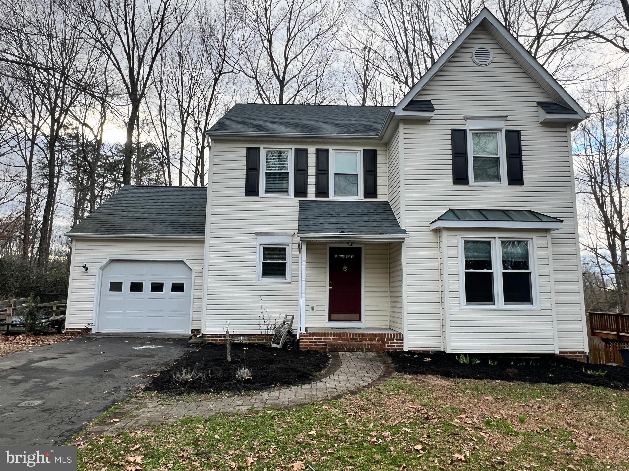 OAKMONT VILLAGE - Residential