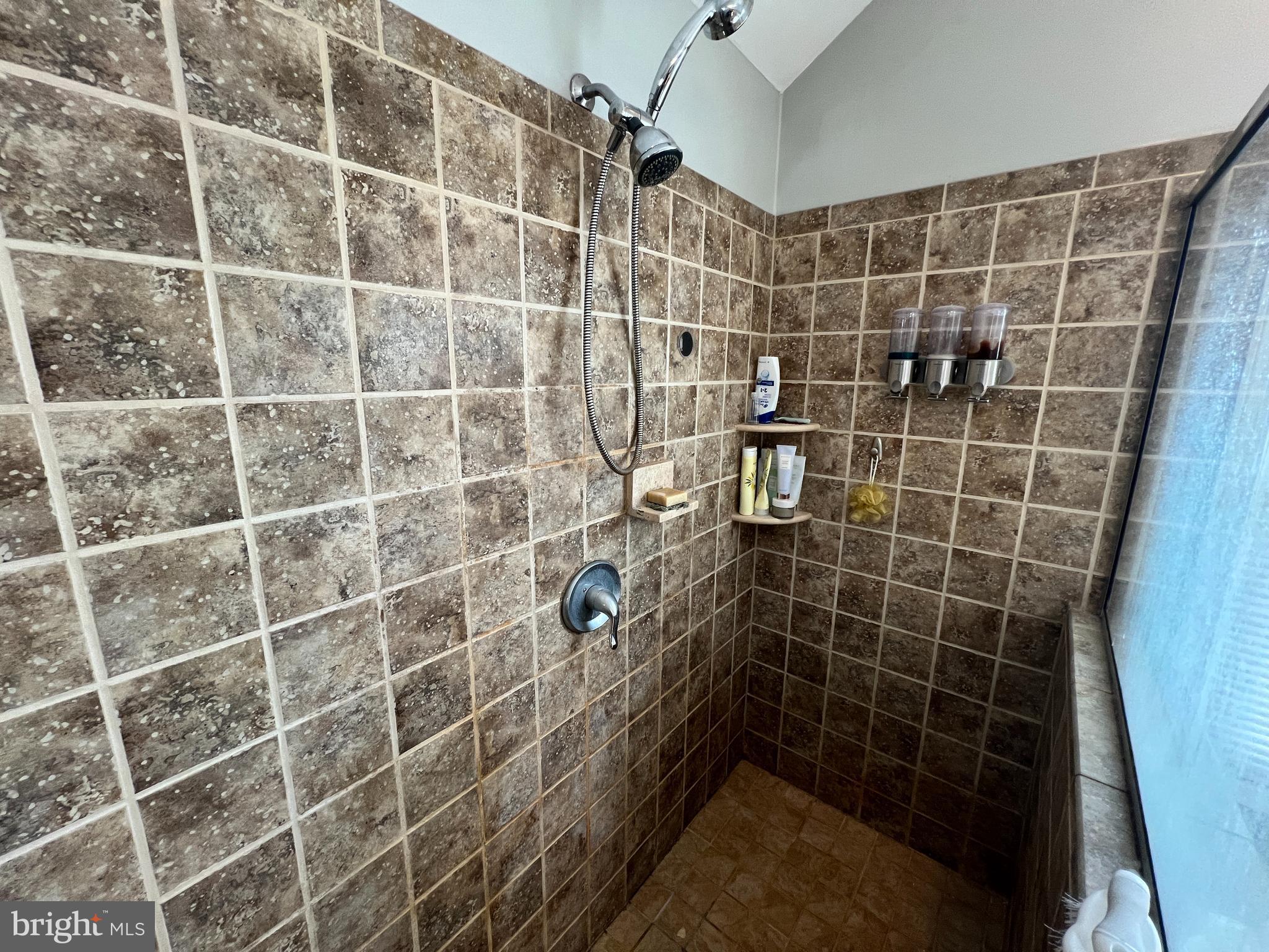 OAKMONT VILLAGE - Residential