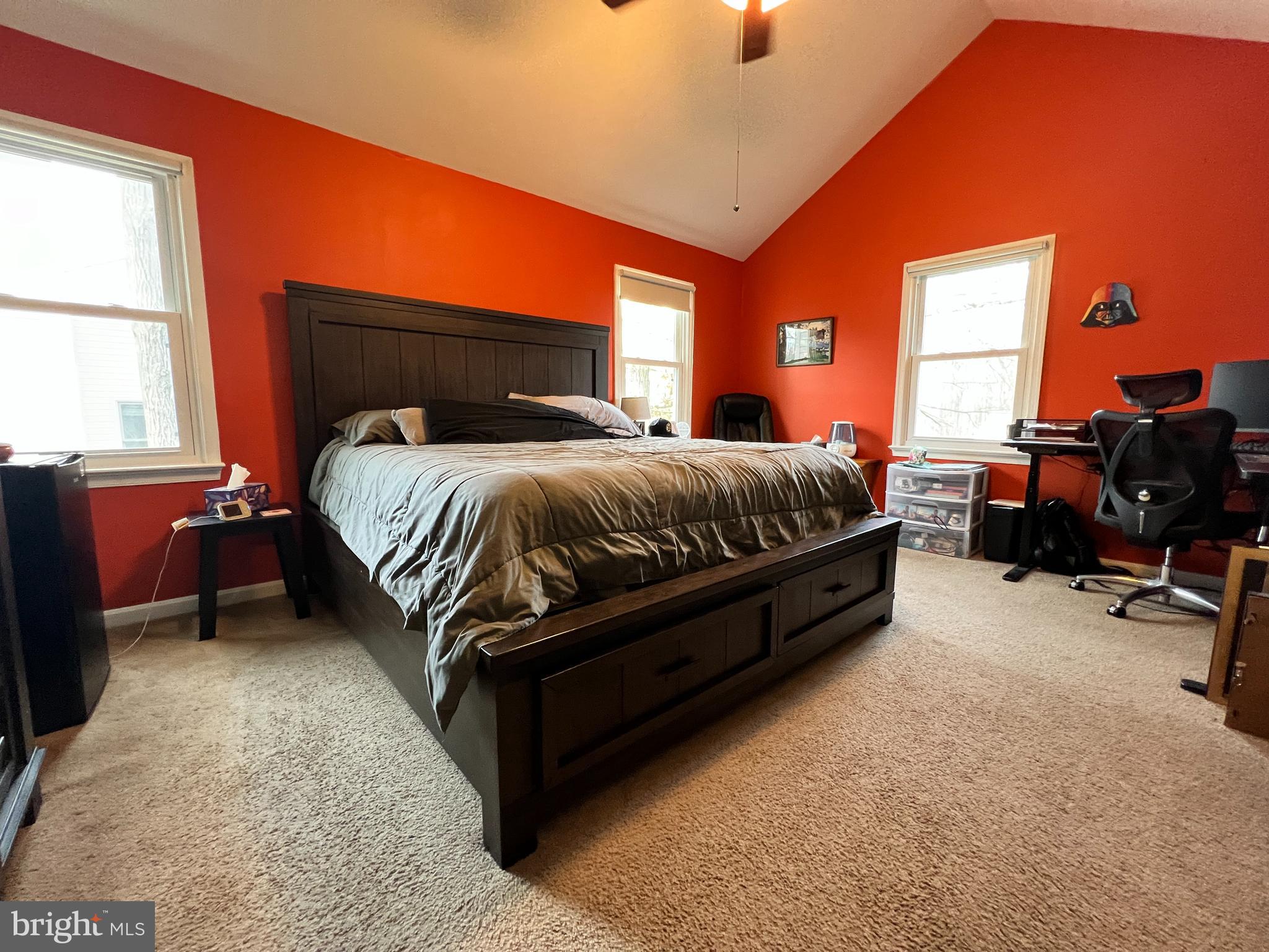 OAKMONT VILLAGE - Residential