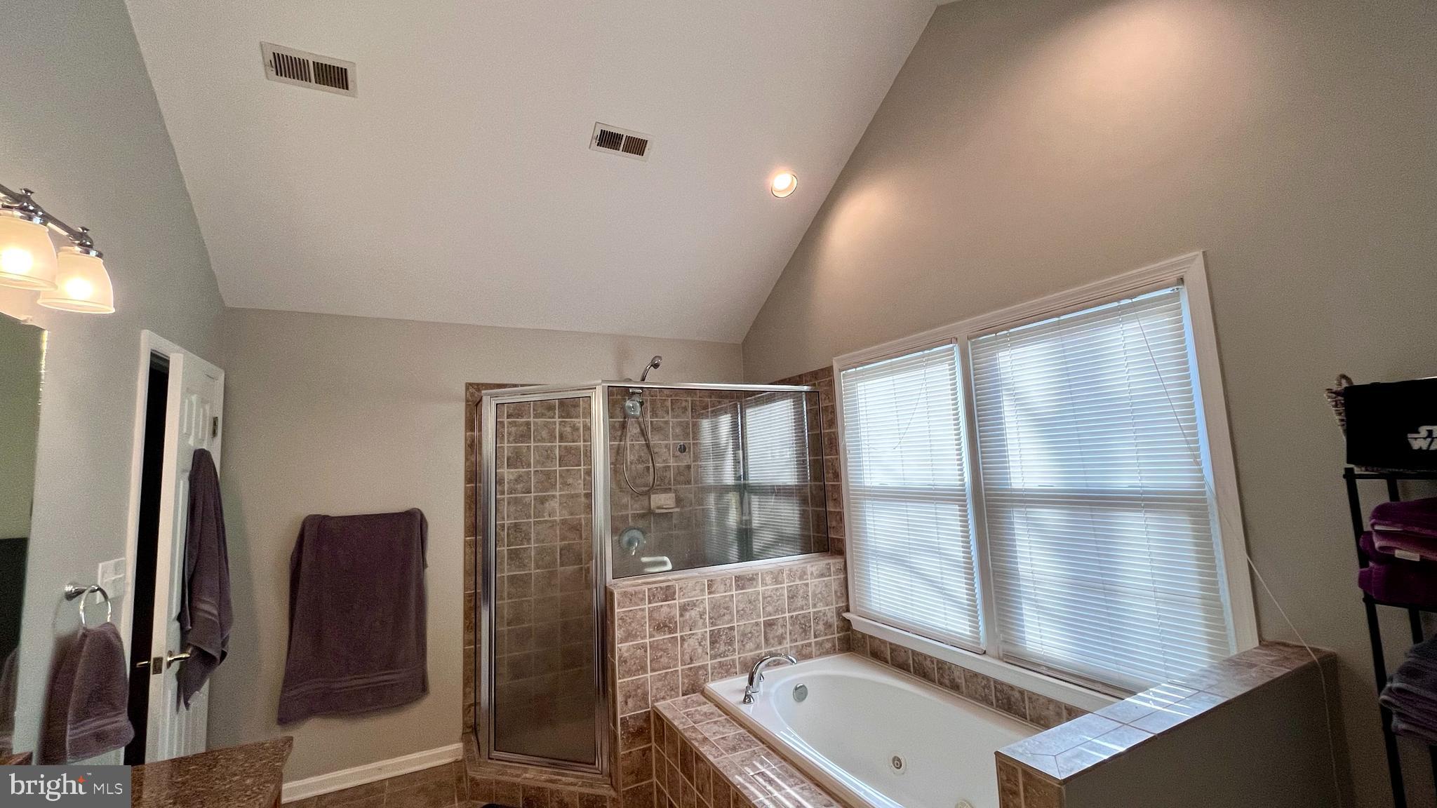 OAKMONT VILLAGE - Residential