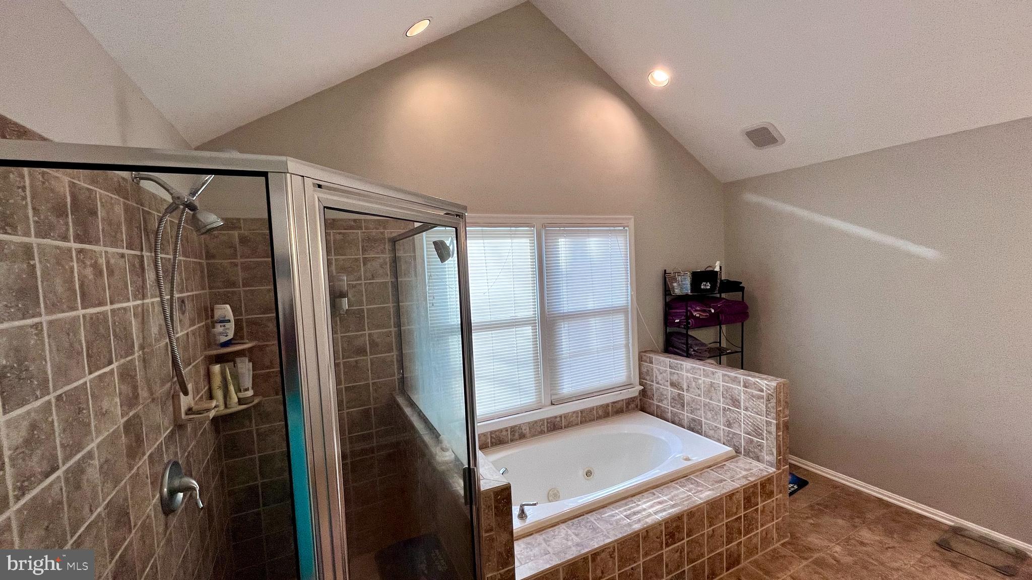 OAKMONT VILLAGE - Residential