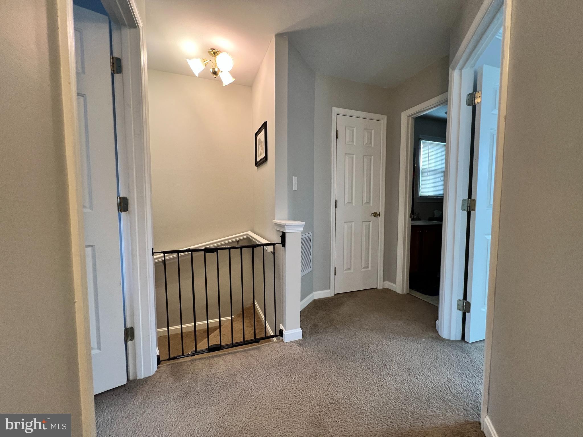 OAKMONT VILLAGE - Residential