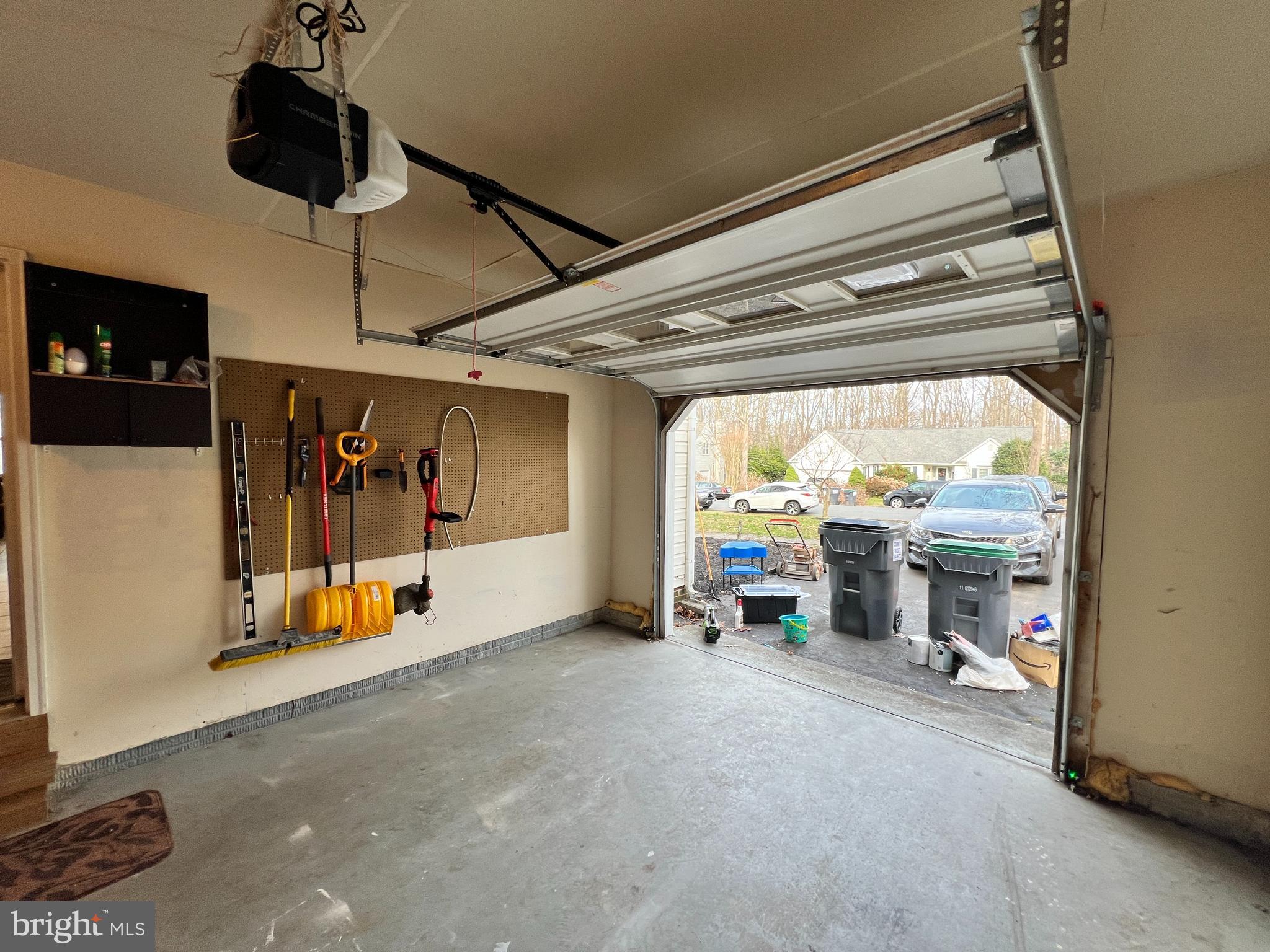 OAKMONT VILLAGE - Residential