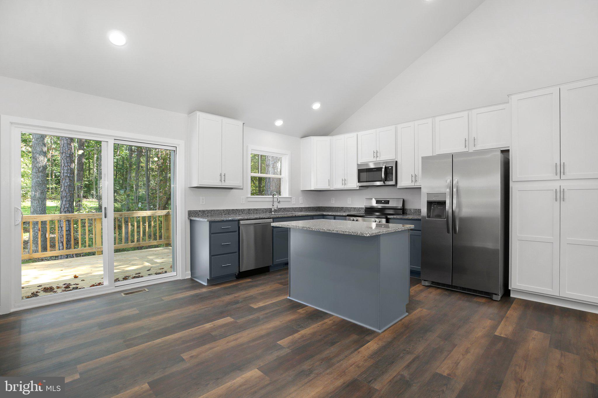 PLACID BAY ESTATES - Residential