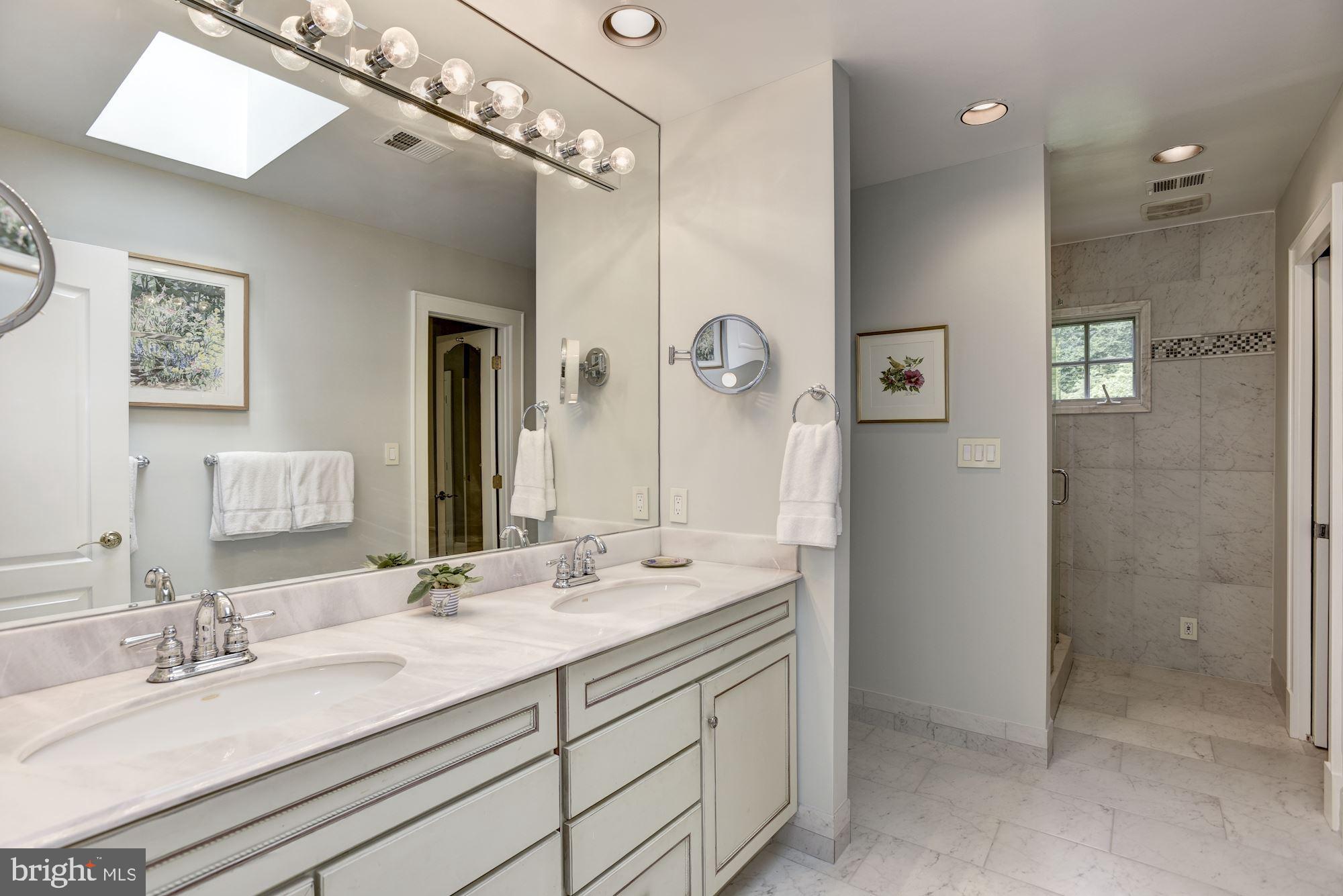 BELLE VIEW - Residential