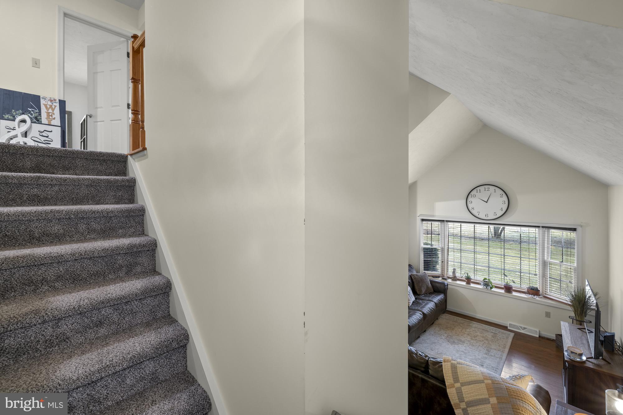 FOX RIDGE - Residential