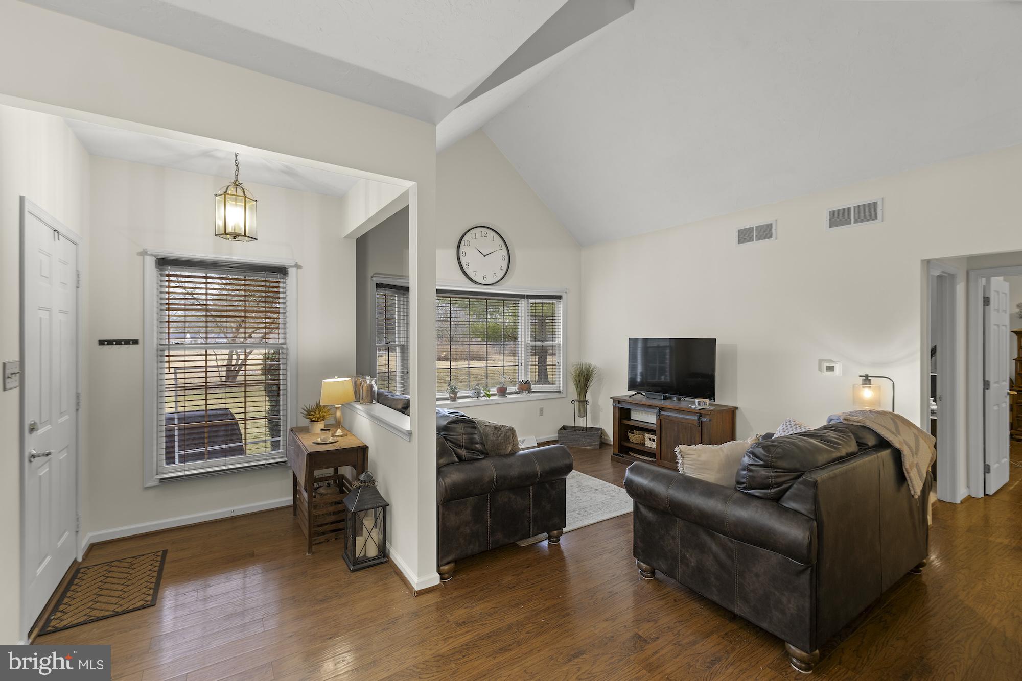 FOX RIDGE - Residential