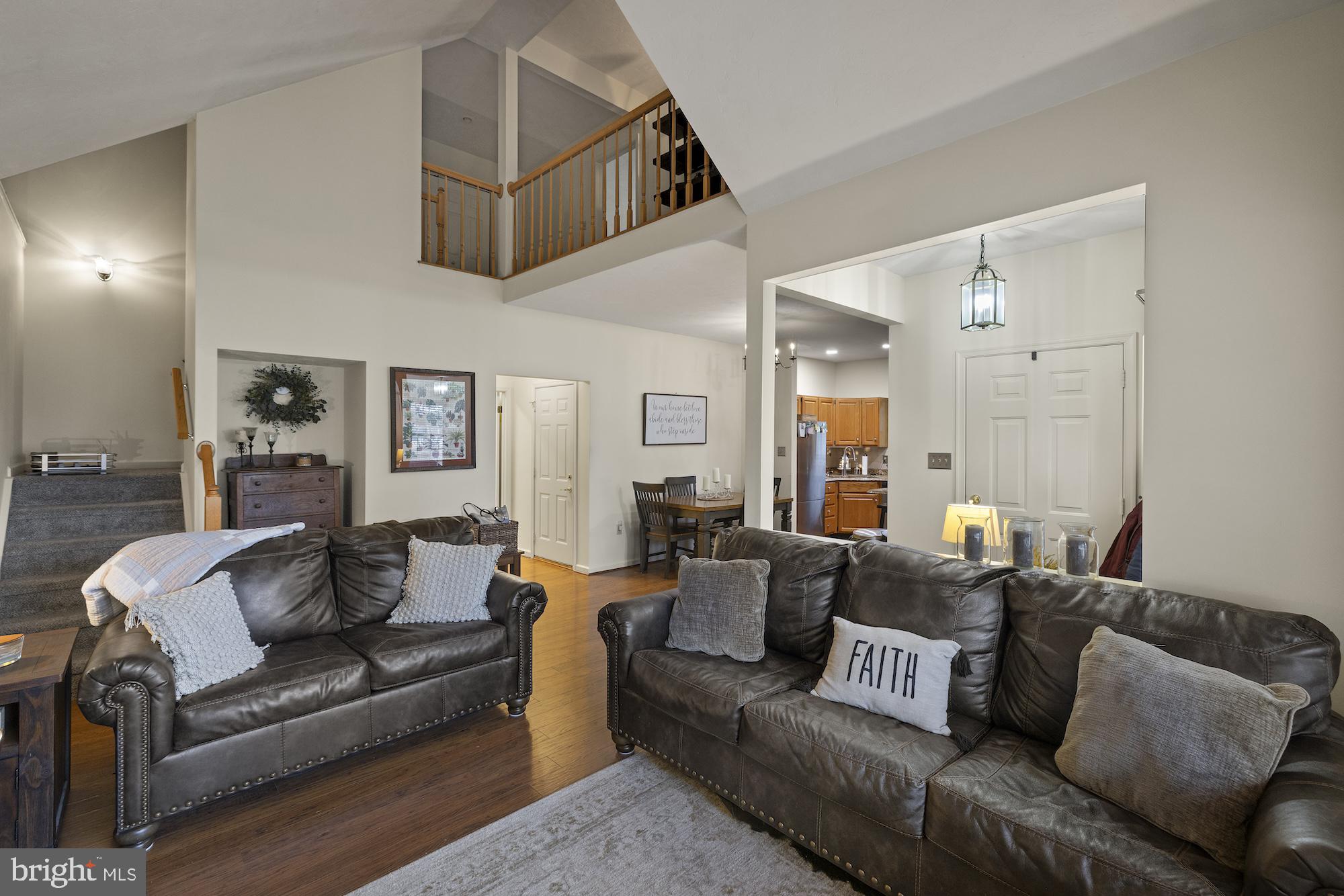 FOX RIDGE - Residential