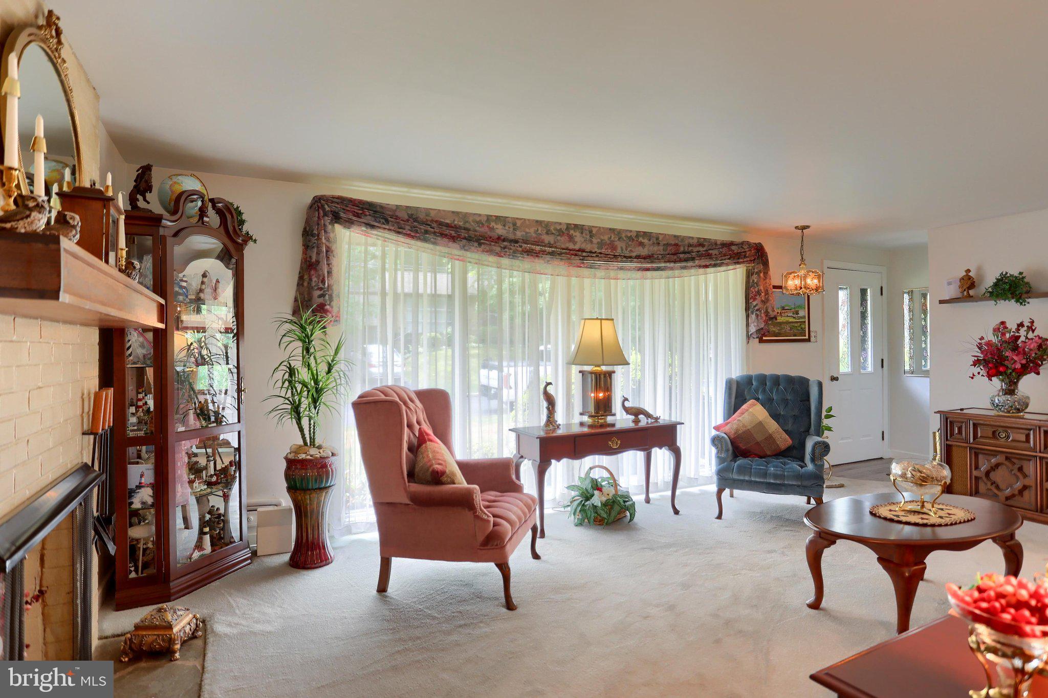 127 RIDGEVIEW DRIVE