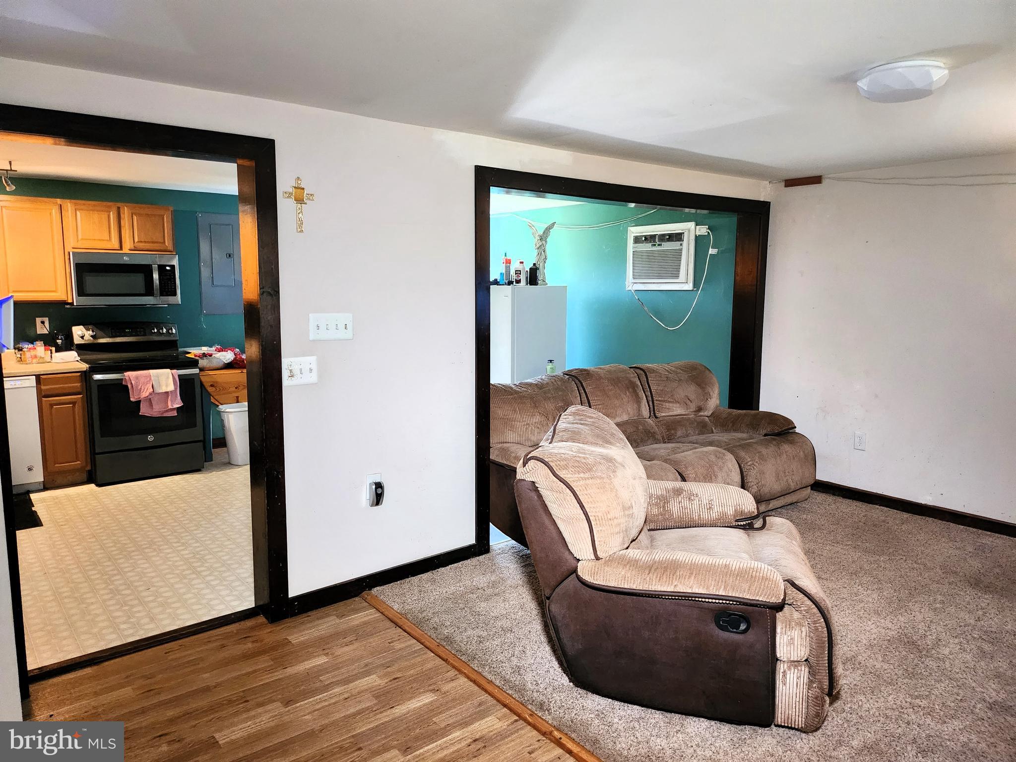 POTOMAC HEIGHTS - Residential