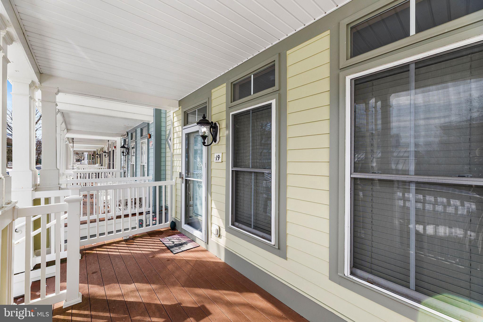 SUNSET ISLAND - Residential