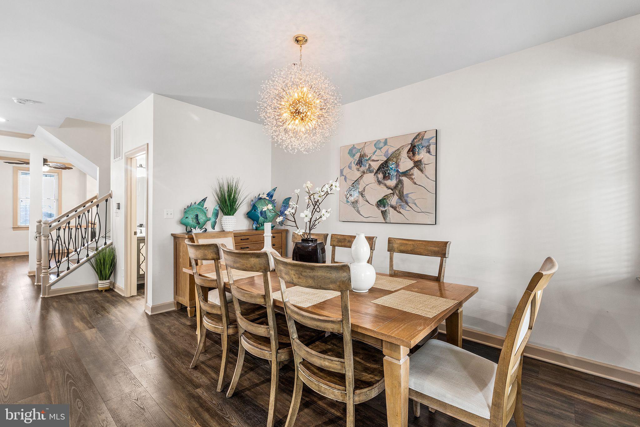 SUNSET ISLAND - Residential