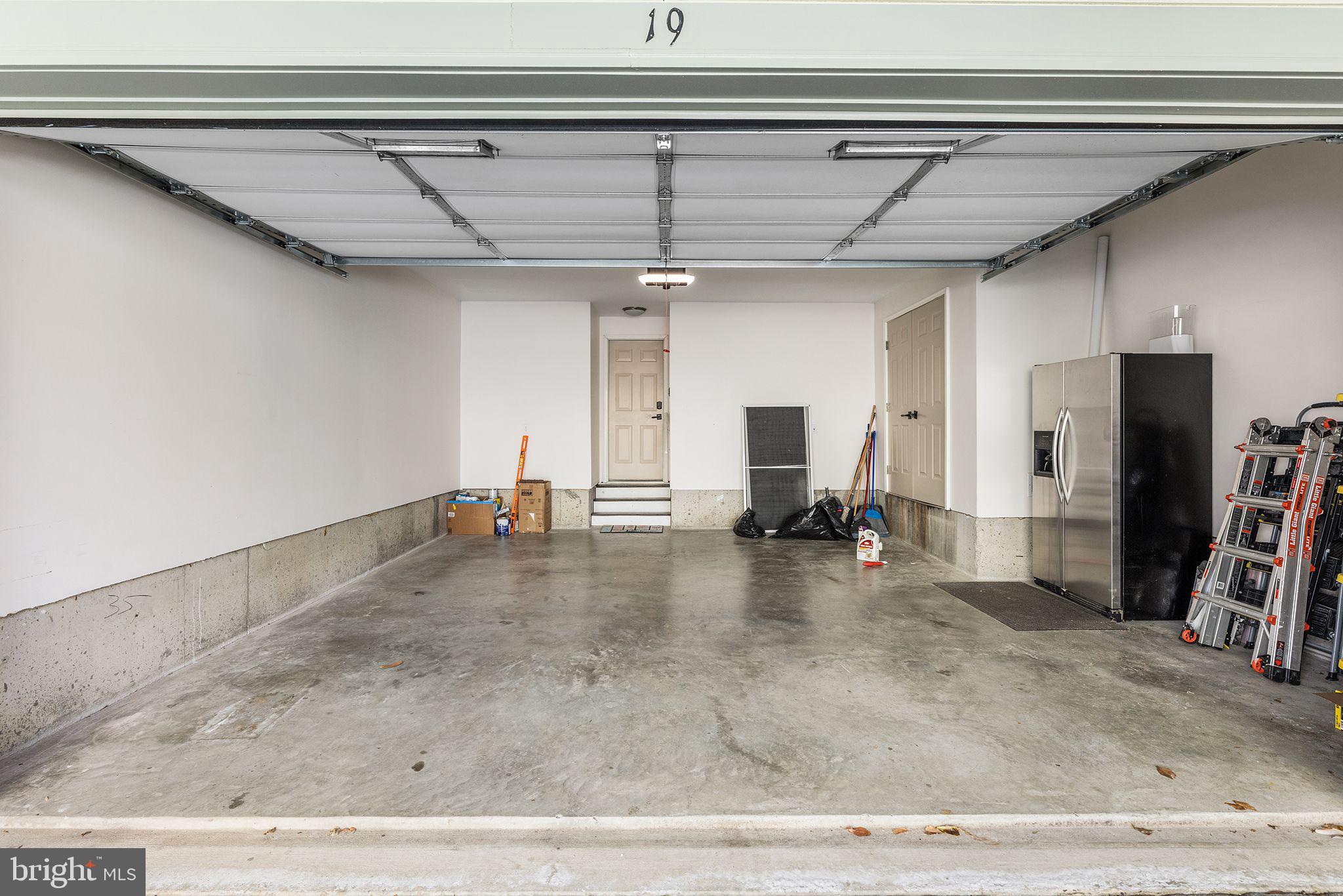 SUNSET ISLAND - Residential