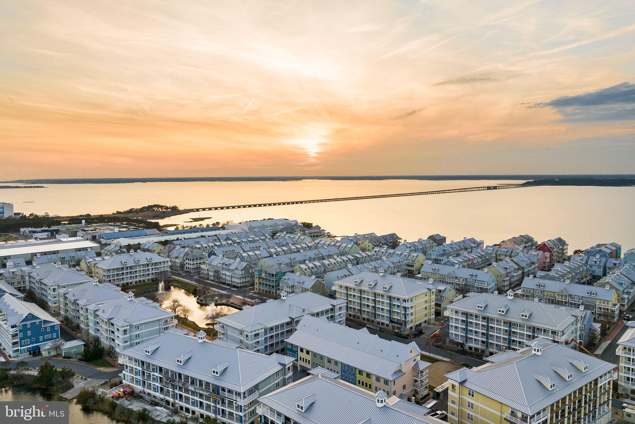 SUNSET ISLAND - Residential